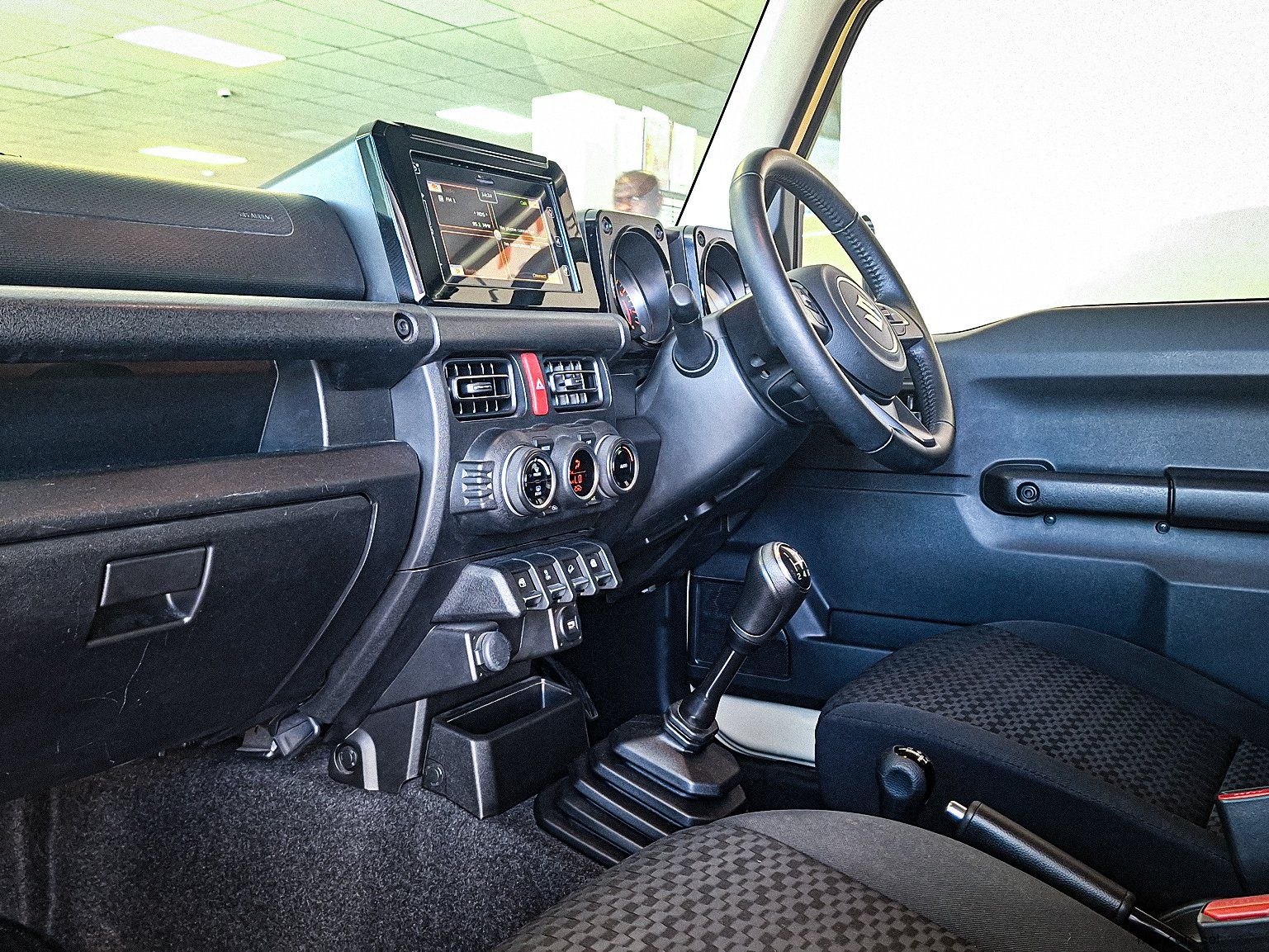 2022 Suzuki Jimny 1.5 GLX AWD photo