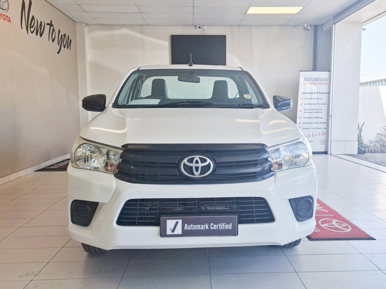 2019 Toyota Hilux SC 2.4 GD 5MT A/C photo