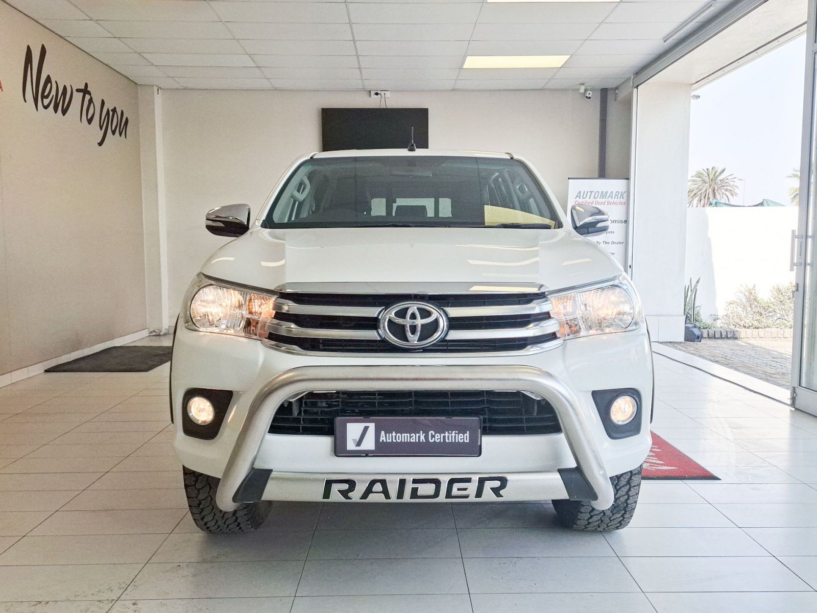 2017 Toyota Hilux Raider 2.8 GD6 4x4 AT photo