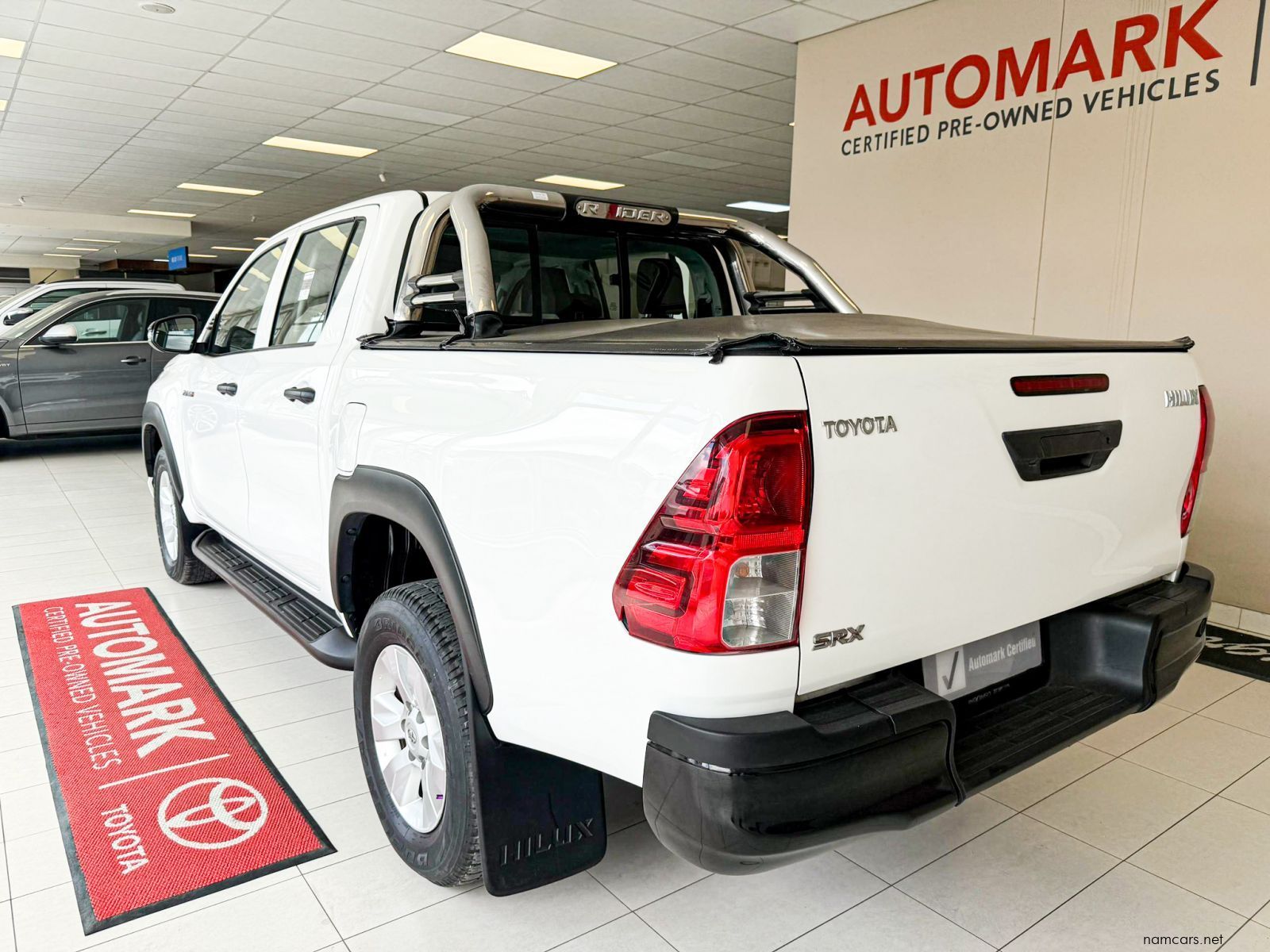 2019 Toyota HILUX DC 2.4 GD-6 RB SRX MT photo