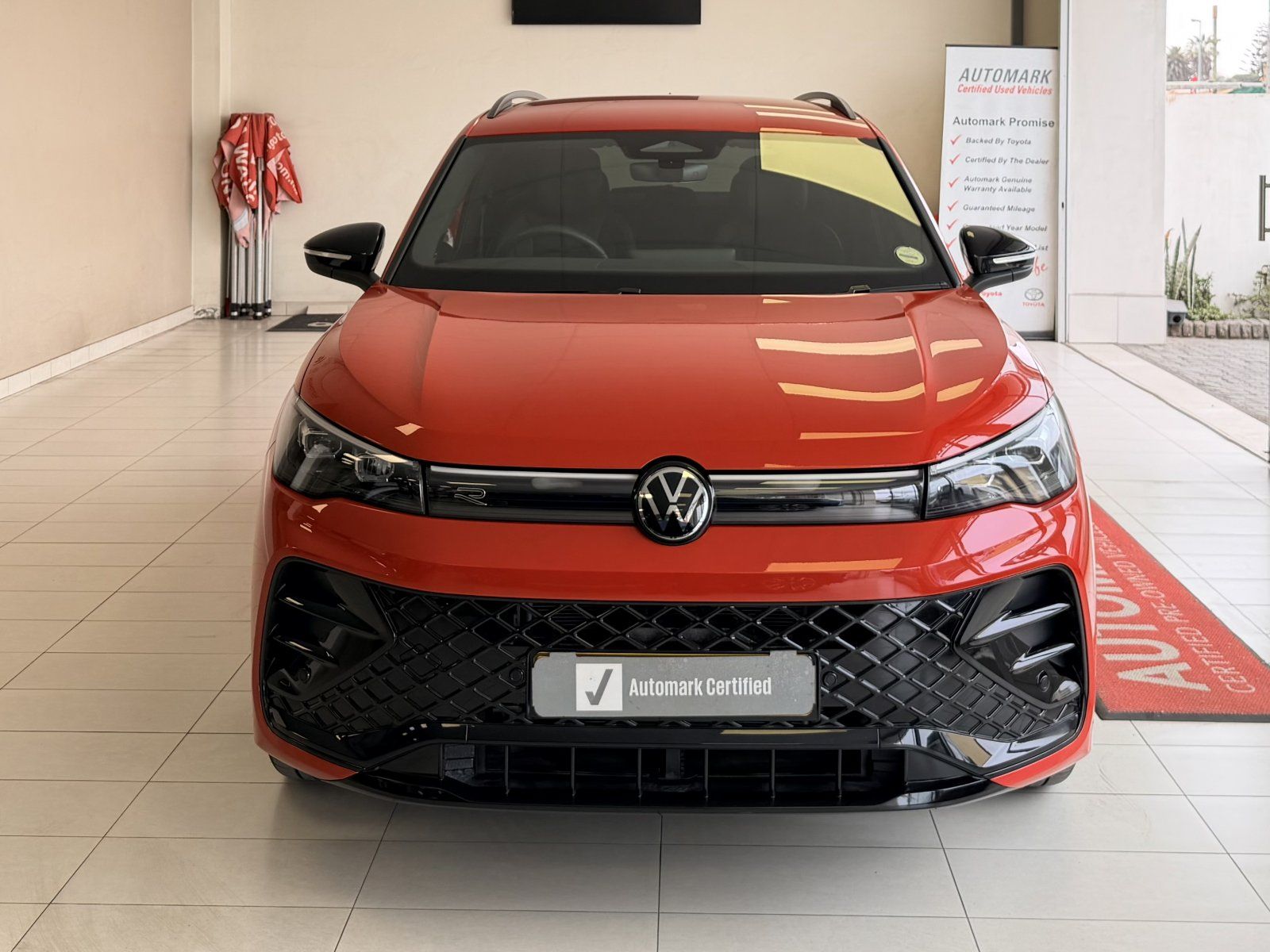 2025 Volkswagen Tiguan 2.0 TDI R-LINE DSG photo