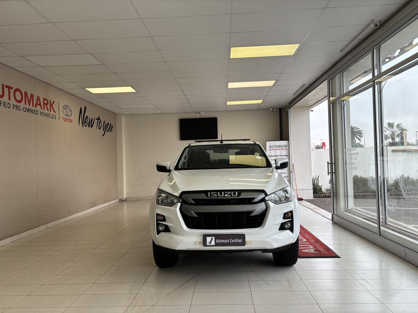 2023 Isuzu D-Max 1.9 Ddits D/C 4x4 AT photo