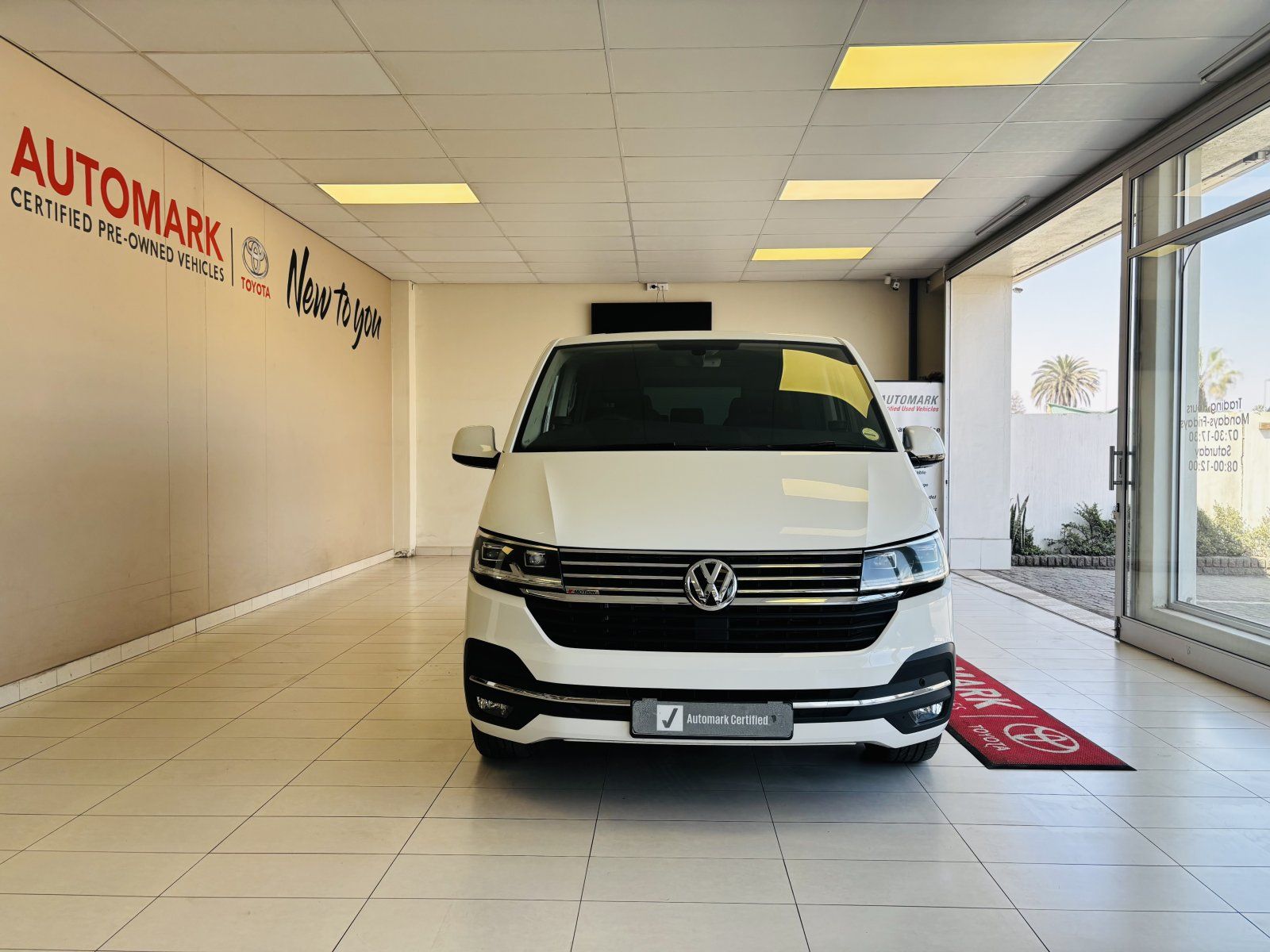 2024 Volkswagen Caravelle 2.0  Bitdi Highline DSG 4Motion (146kw) photo