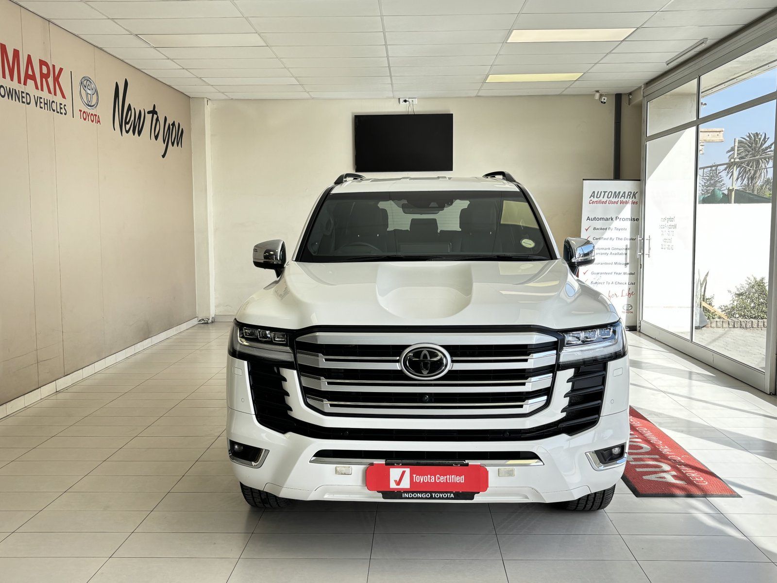 2022 Toyota LANDCRUISER 300 V6 3.3D ZX AT photo