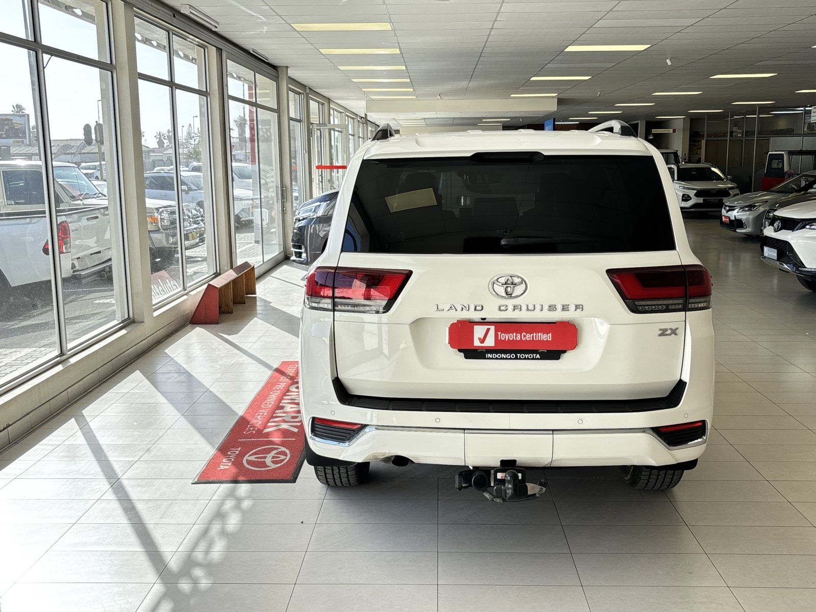 2022 Toyota LANDCRUISER 300 V6 3.3D ZX AT photo