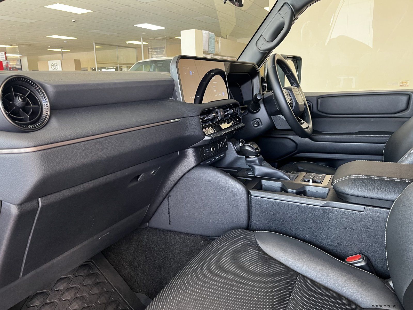 2025 Toyota Prado 2.8 GD VX-R 4x4 AT photo
