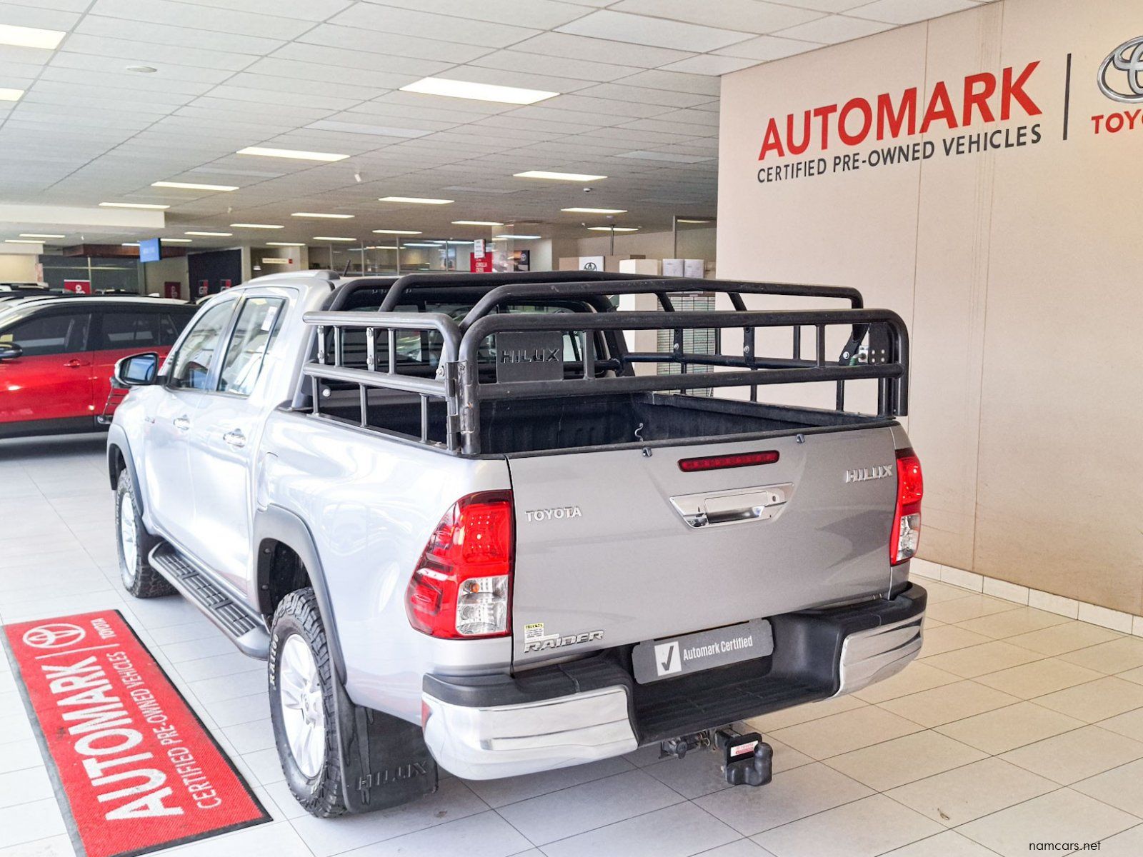 2017 Toyota Hilux Raider 2.8 GD RB 2x4 MT photo