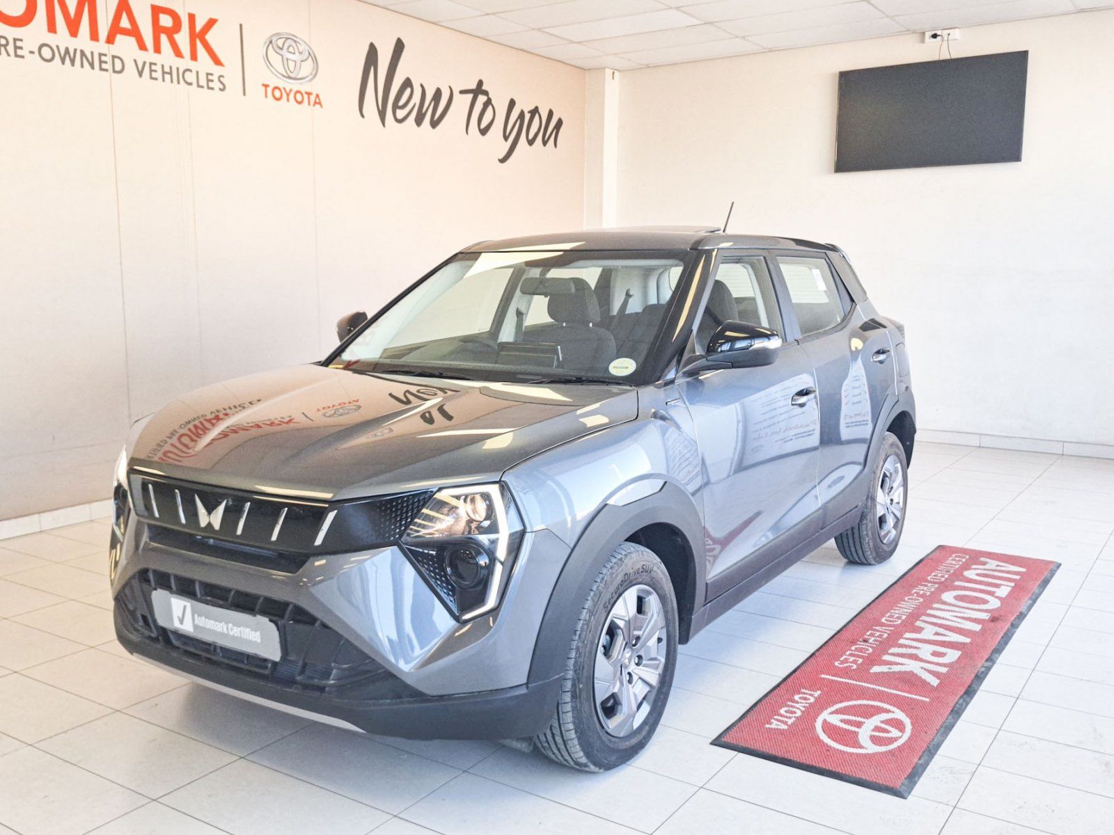 Mahindra XUV 3X0 1.2 MX3 AT in Namibia