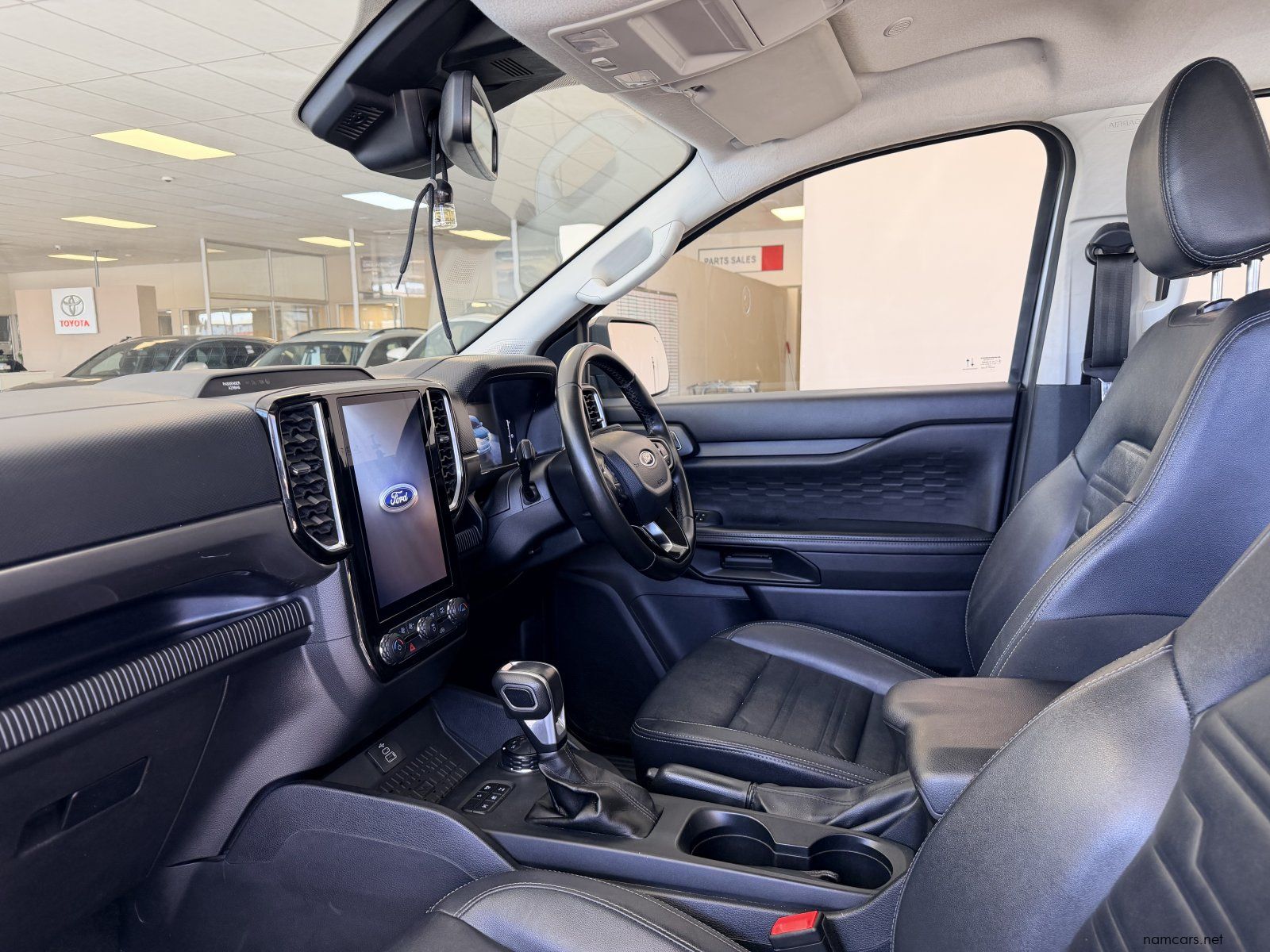 2025 Ford RANGER 2.0D DC BI-TURBO XLT 4X4 AT photo