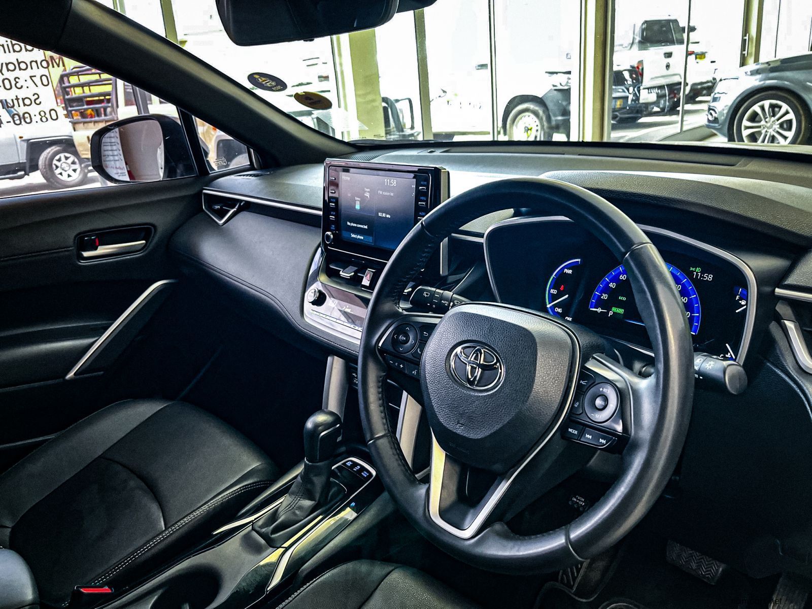 2023 Toyota Corolla Cross 1.8 XR HEV CVT photo