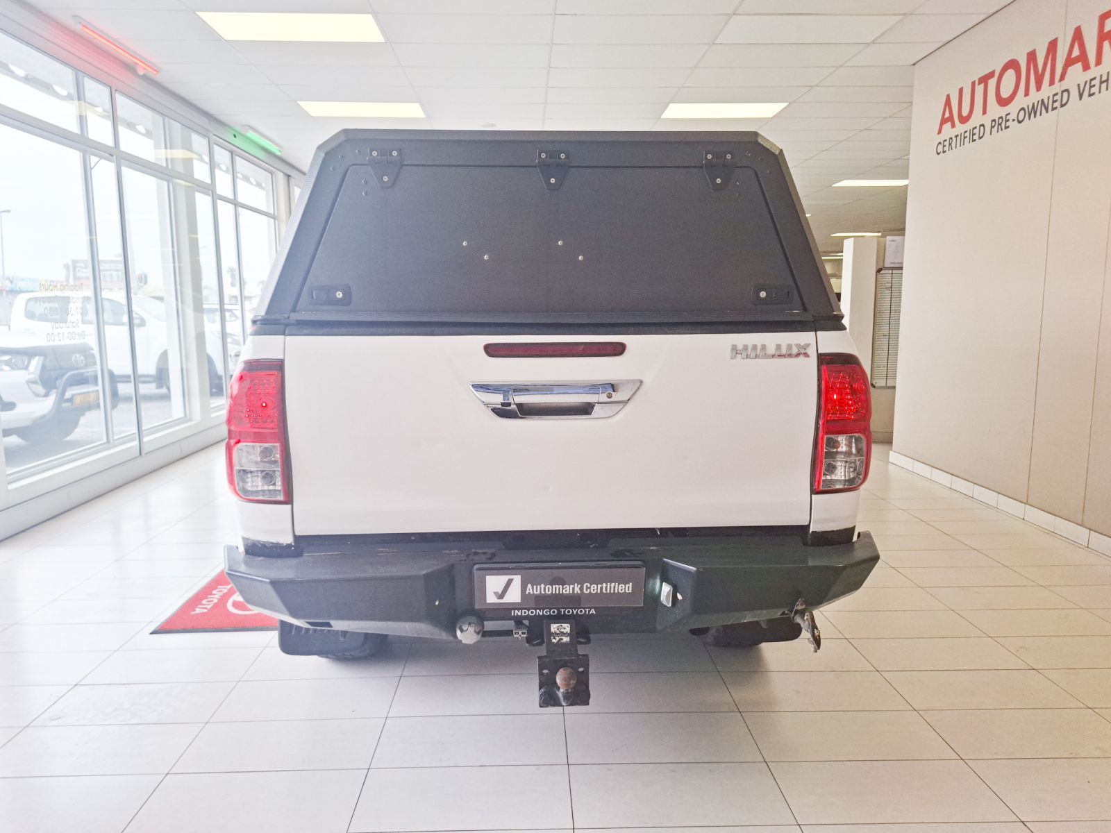 2017 Toyota Hilux Raider 2.8 DC 4x4 AT photo