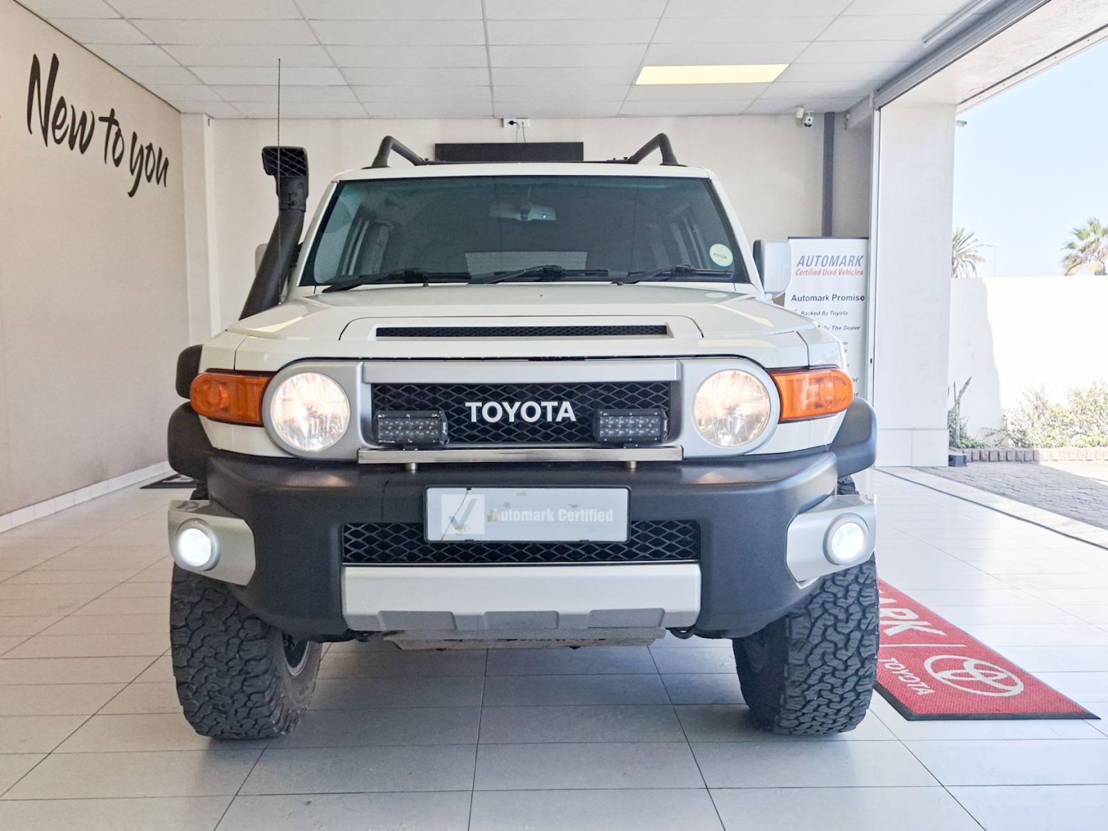 2021 Toyota FJ Cruiser 4.0 V6 Petrol AT 4x4 photo