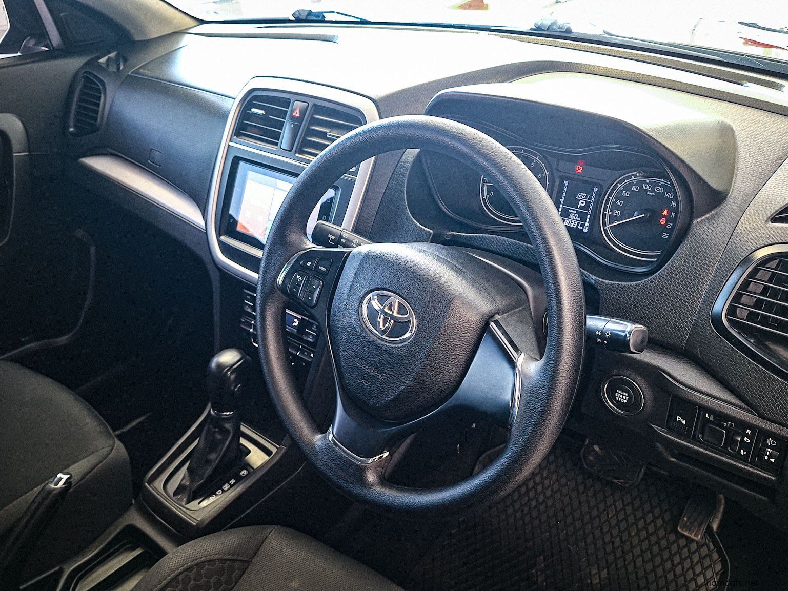 2022 Toyota Urban Cruiser 1.5 XS AT photo
