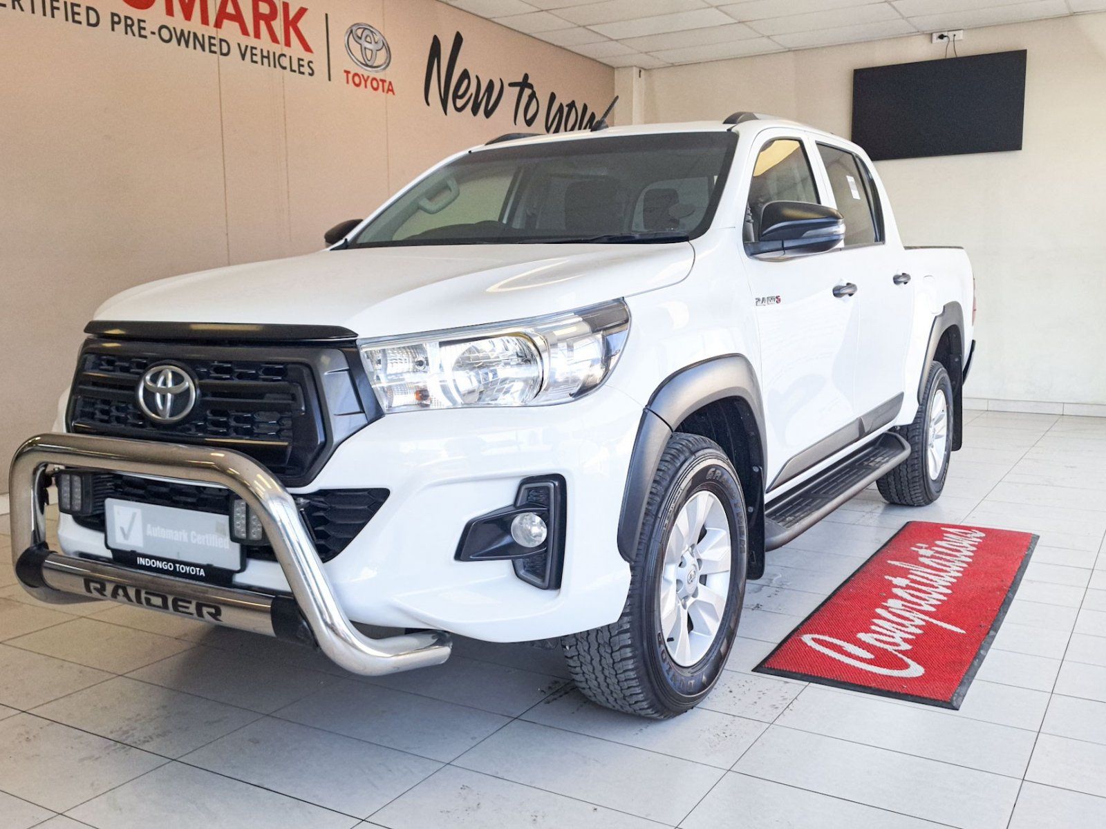 Toyota Hilux 2.4 GD6 SRX RB MT 2x4 in Namibia