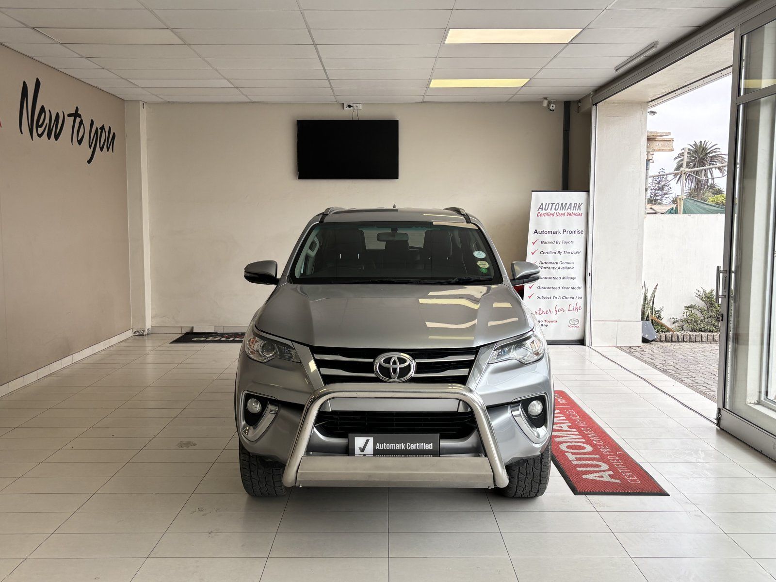 2019 Toyota FORTUNER 2.4 GD6 4X4 AT photo