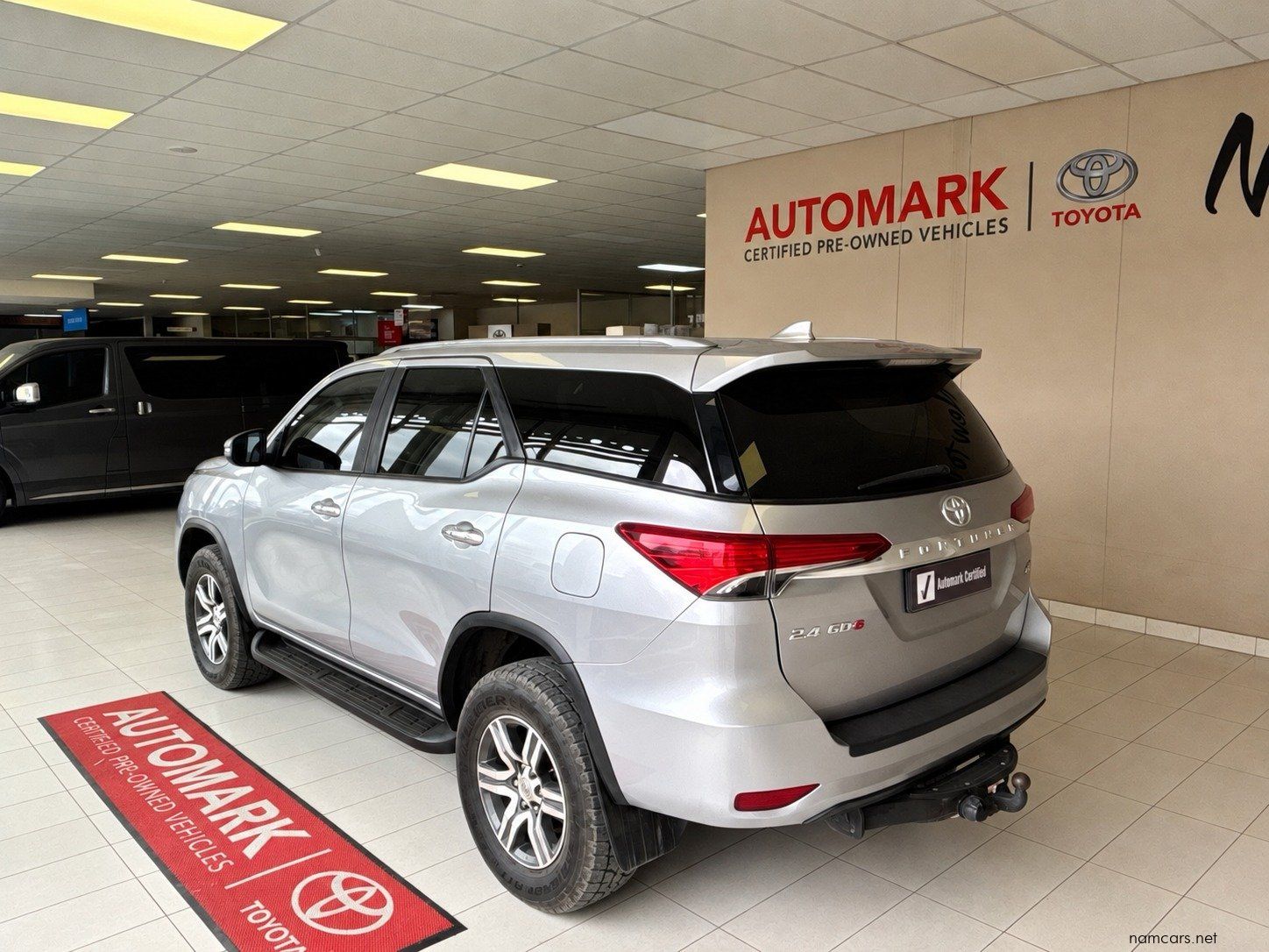 2019 Toyota FORTUNER 2.4 GD6 4X4 AT photo
