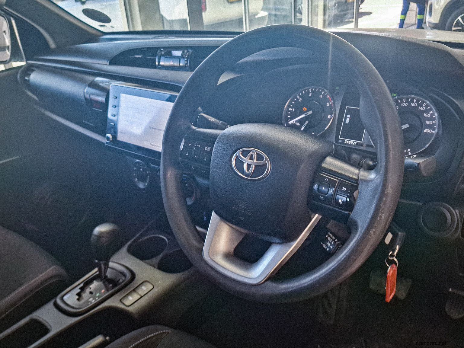2022 Toyota Hilux Raider 2.4 GD6 4x4 AT photo