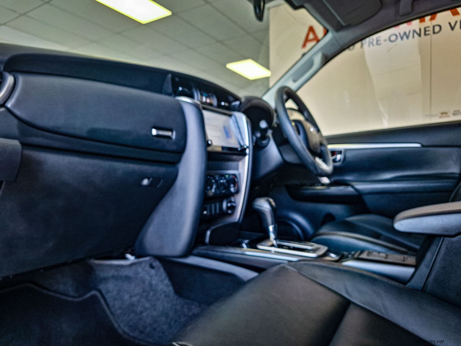 2022 Toyota Fortuner 2.4 GD-6 4x4 AT photo