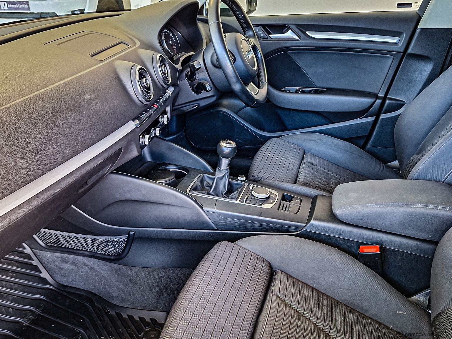2015 Audi Audi A3 1.4 FSi MT photo