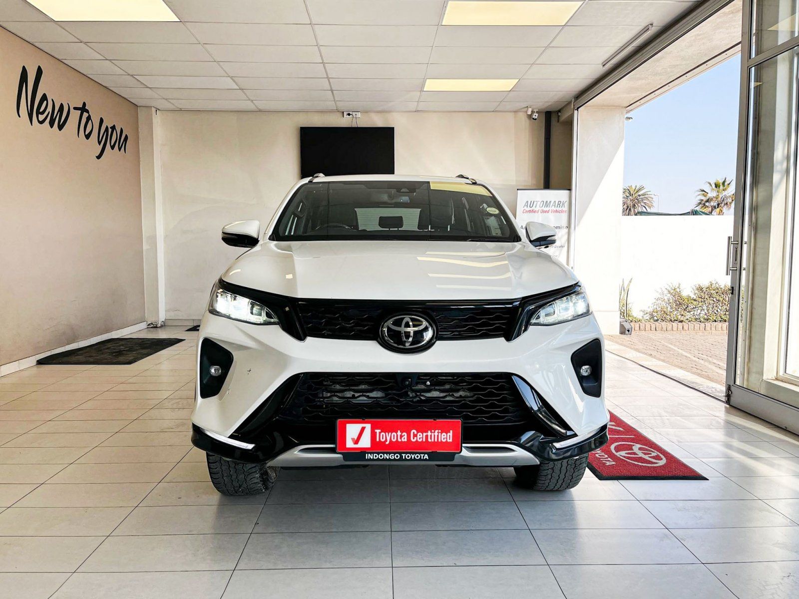 2023 Toyota Fortuner 2.8 GD6 VX 4x4 AT photo