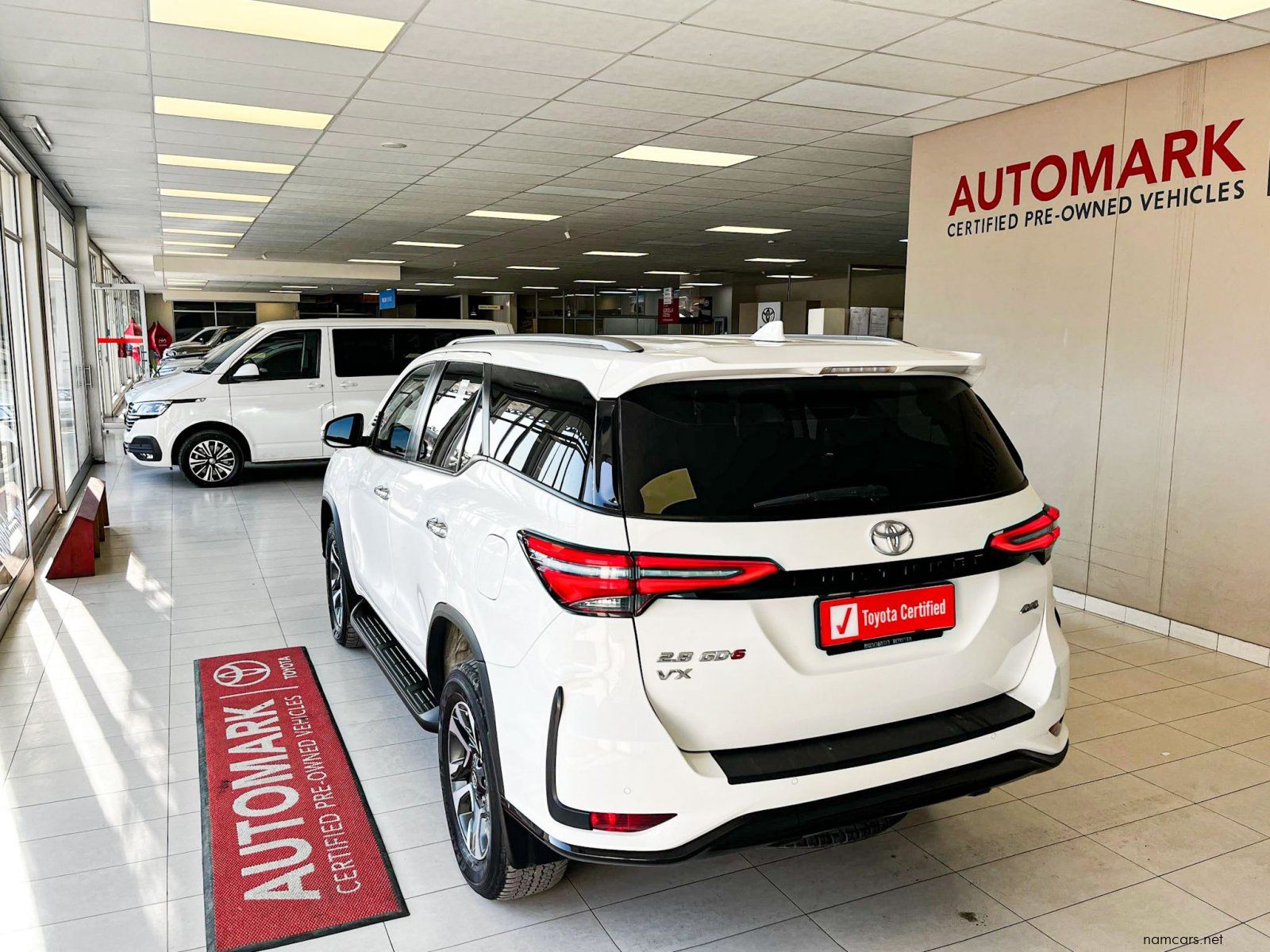 2023 Toyota Fortuner 2.8 GD6 VX 4x4 AT photo