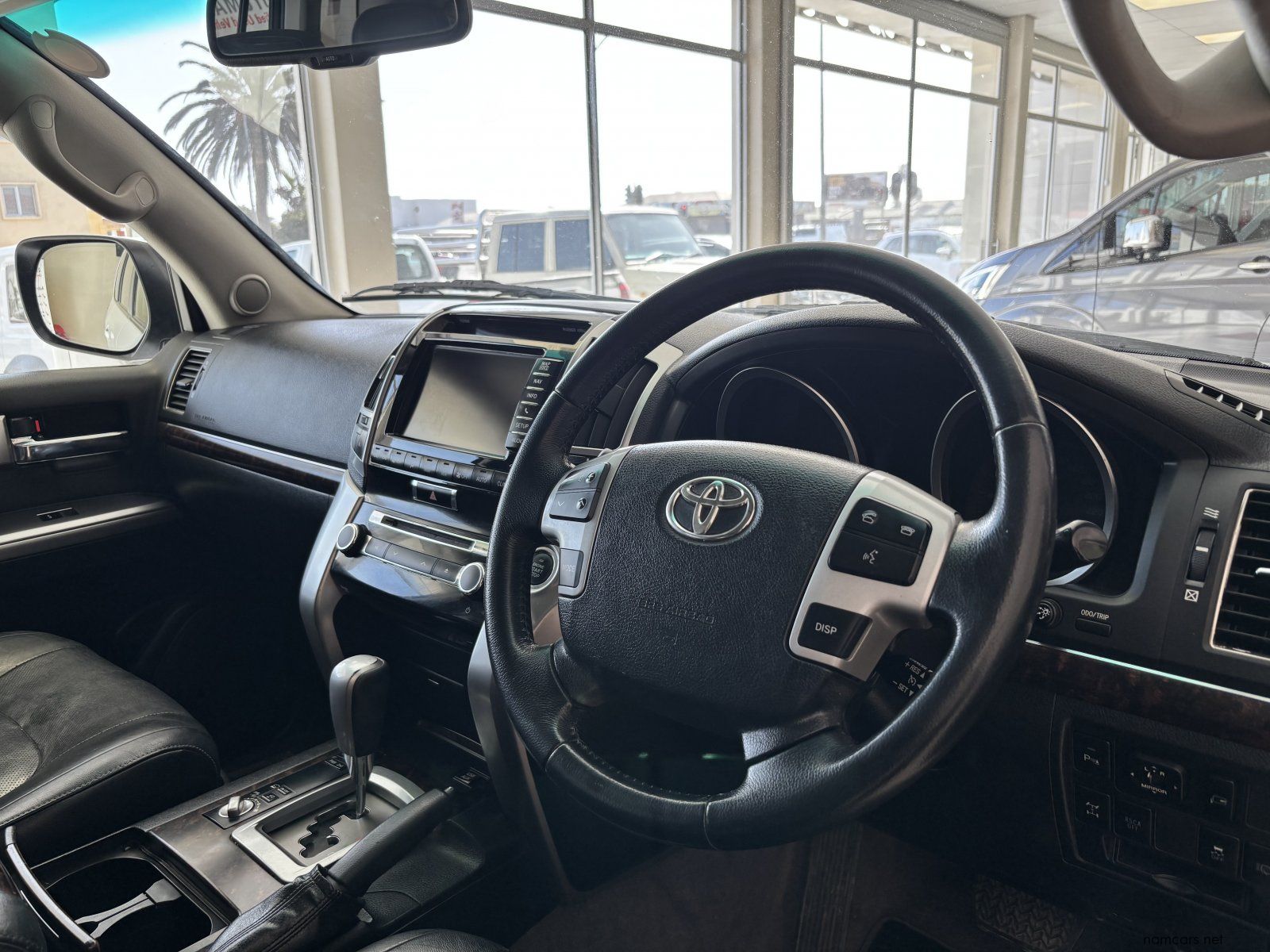 2012 Toyota LANDCRUISER 200 VX 4.5D photo