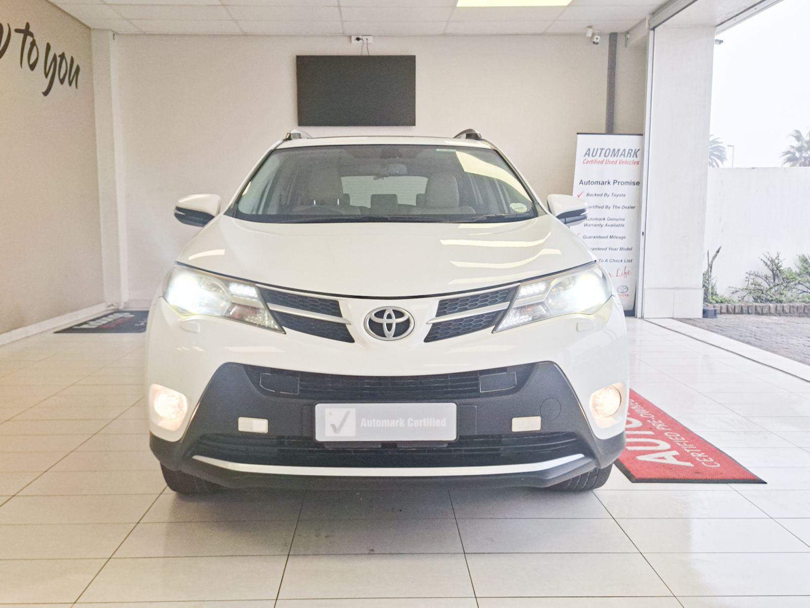 2016 Toyota Rav4 2.2D VX AWD AT photo