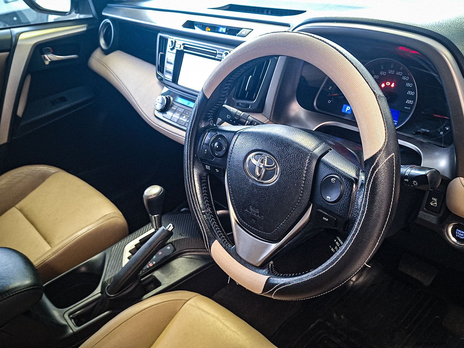 2016 Toyota Rav4 2.2D VX AWD AT photo