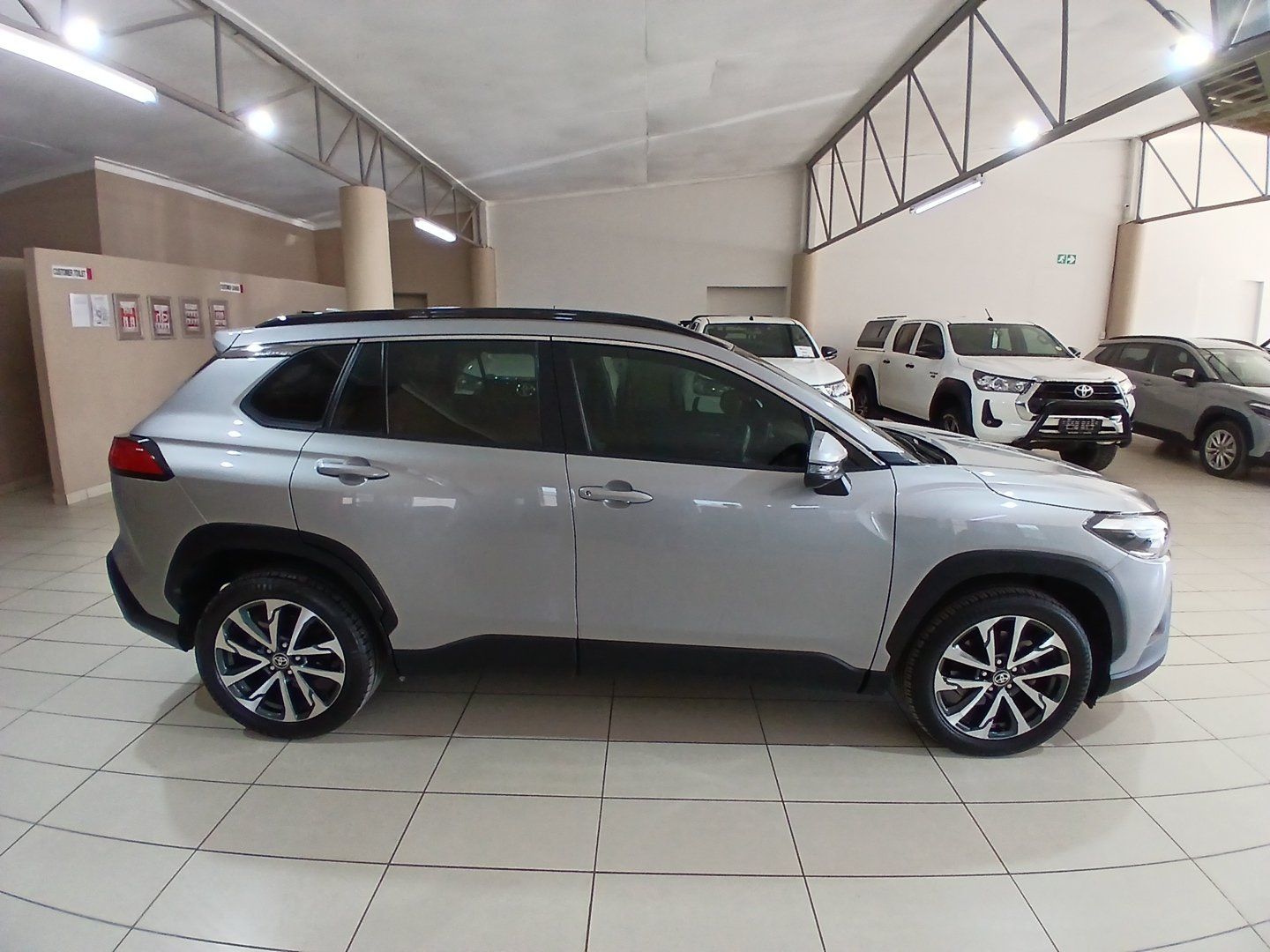 2022 Toyota Corolla Cross 1.8 XR CVT photo