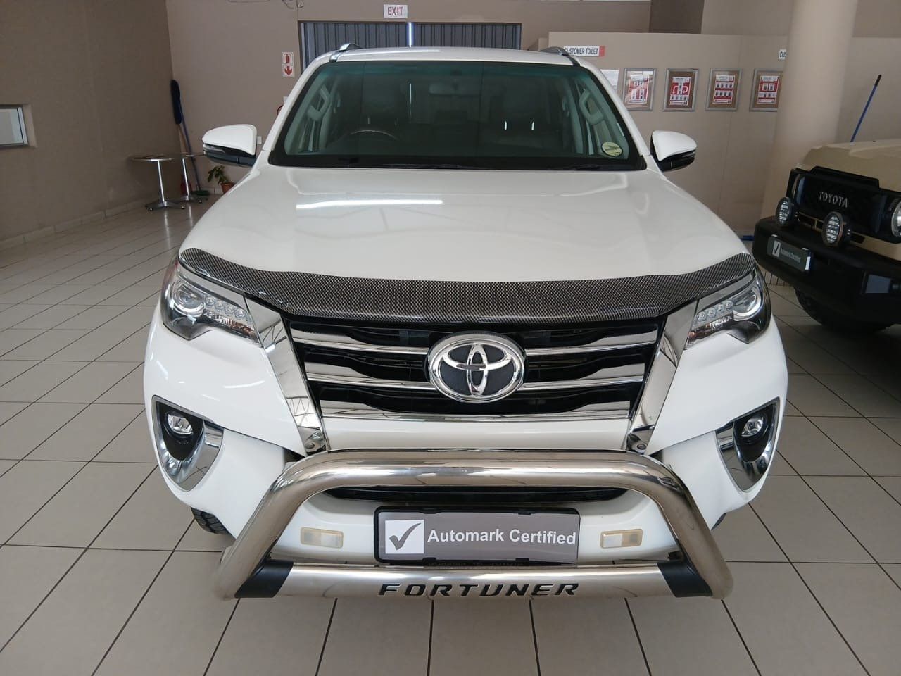 2018 Toyota Fortuner 2.8 4x4 MT photo