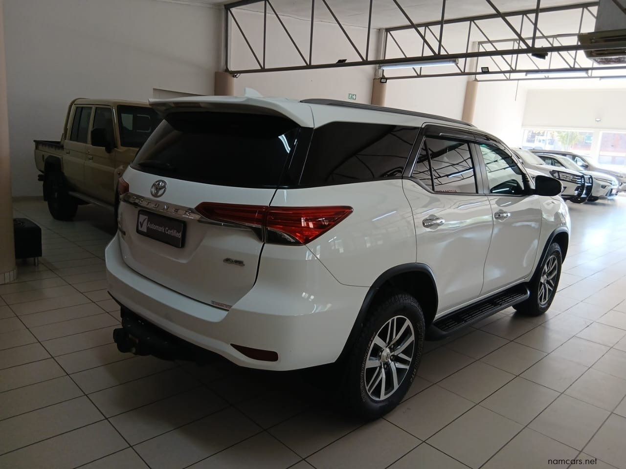 2018 Toyota Fortuner 2.8 4x4 MT photo