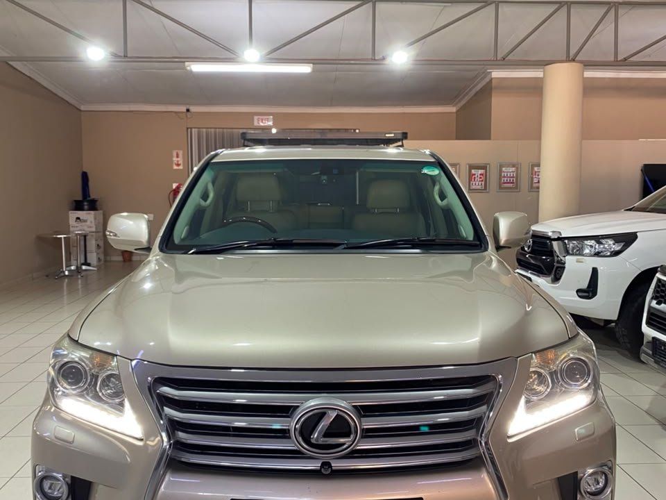 2014 Lexus LEXUS LX 570 (5.7 V8) photo