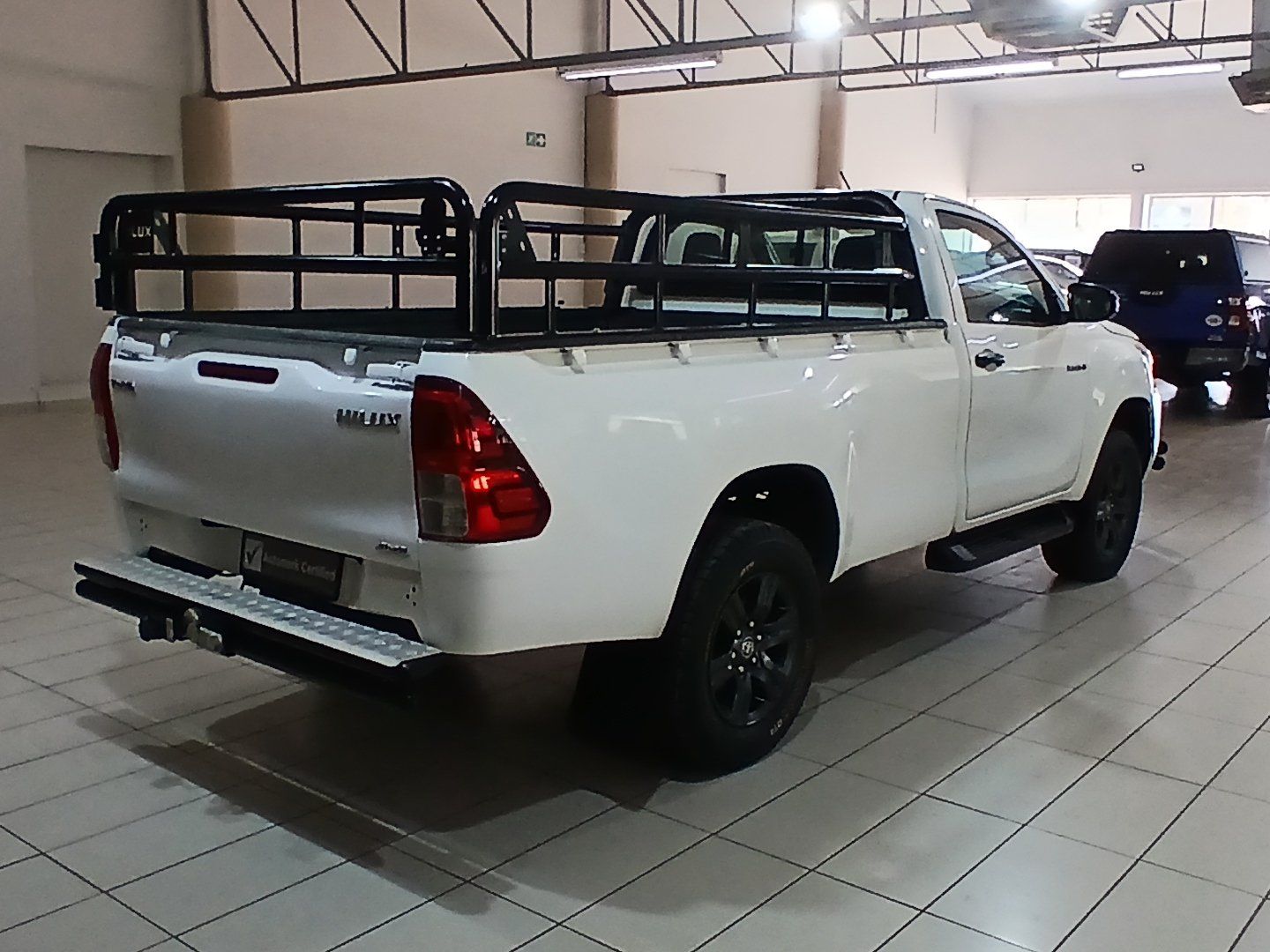 2024 Toyota Hilux 2.4 S/C 4x4 AT Raider photo