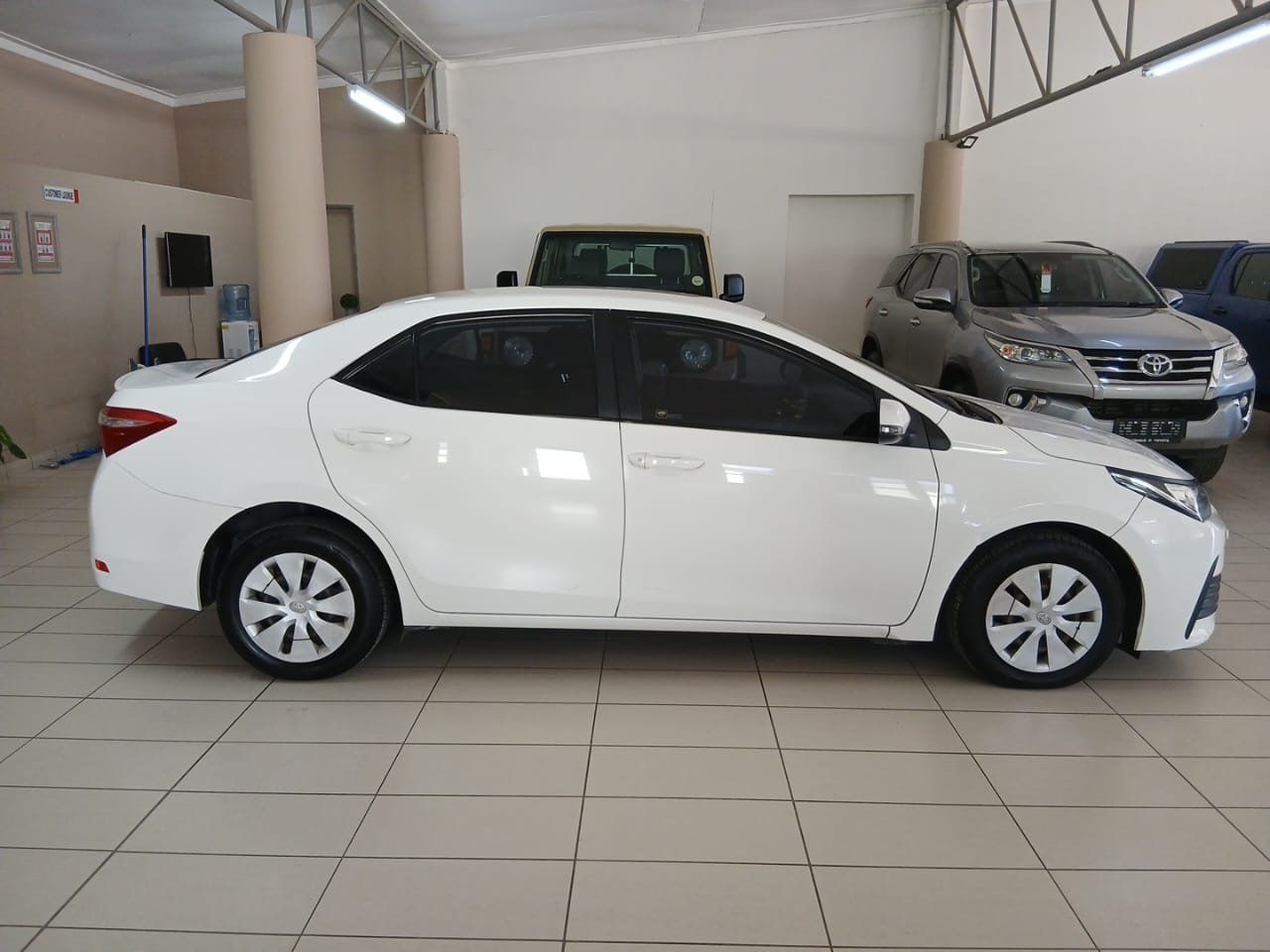 2020 Toyota Corolla Quest CVT photo