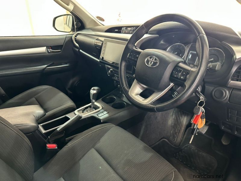 2022 Toyota Hilux 2.8 4X4 AT DOUBLECAB photo