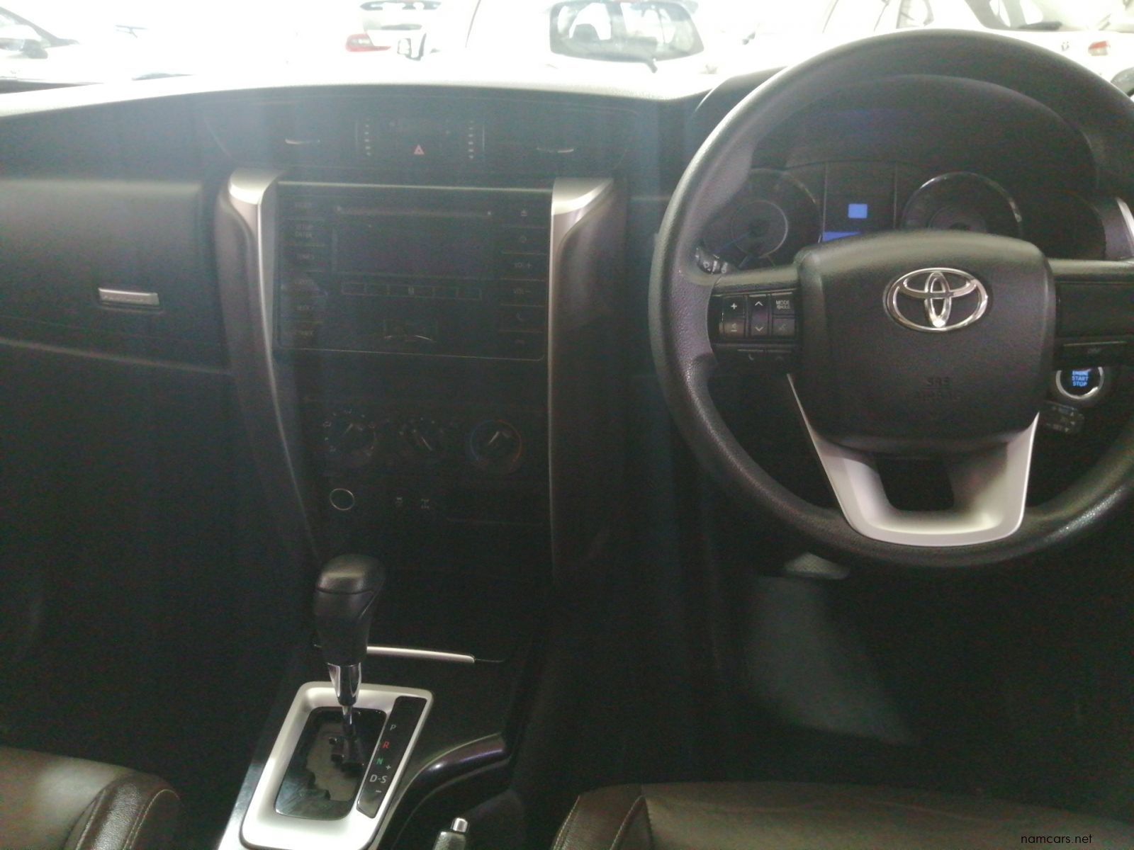 2017 Toyota Fortuner 2.4 RB AT photo