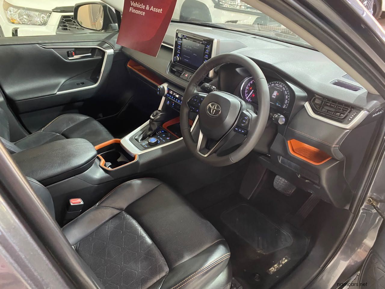 2020 Toyota Rav 4 2.0GX-R AWD photo