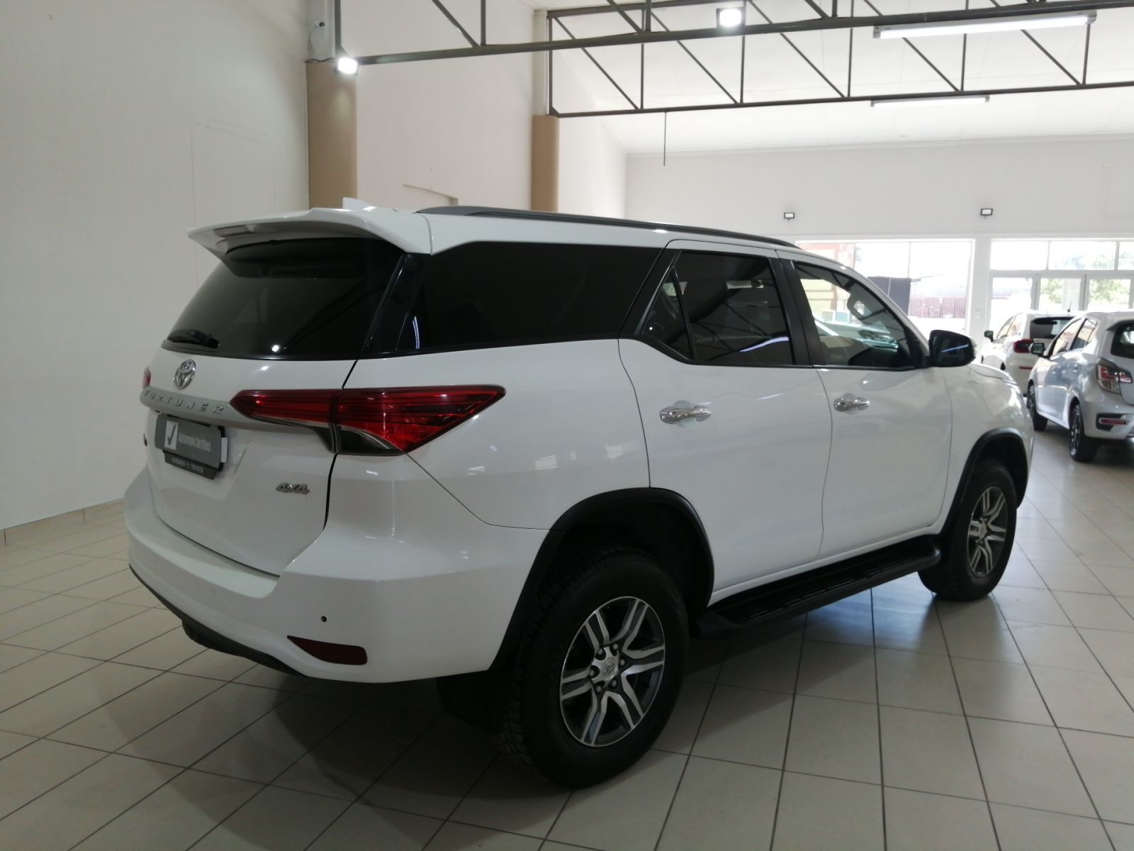 2022 Toyota Fortuner 2.4 4x4 AT photo