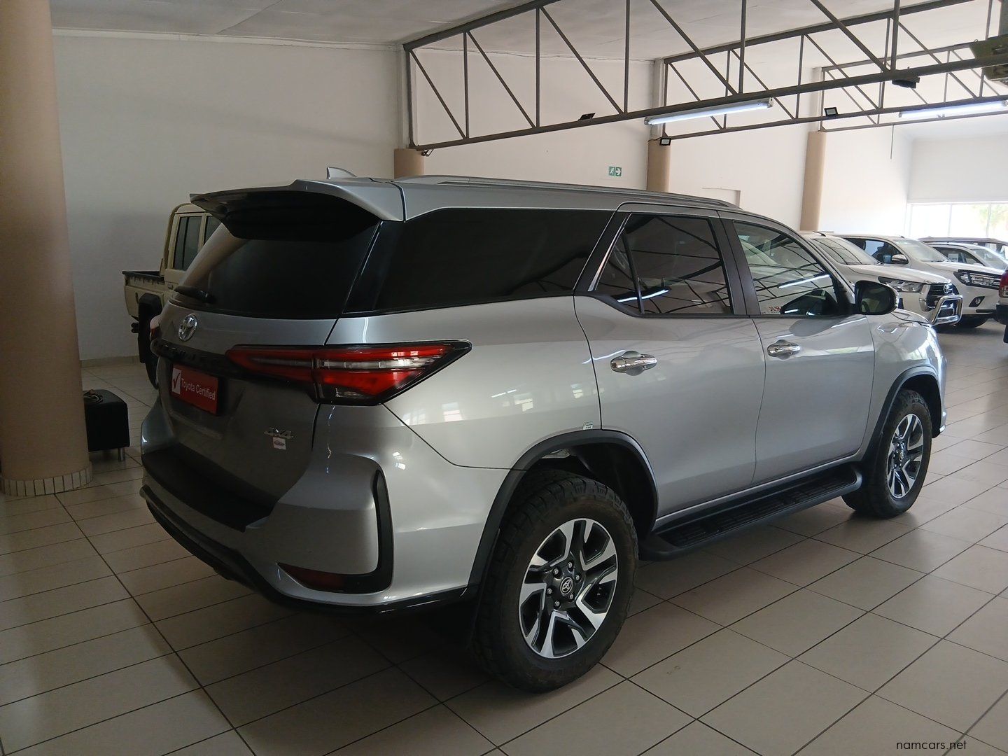 2025 Toyota Fortuner 2.4 4x4 AT photo