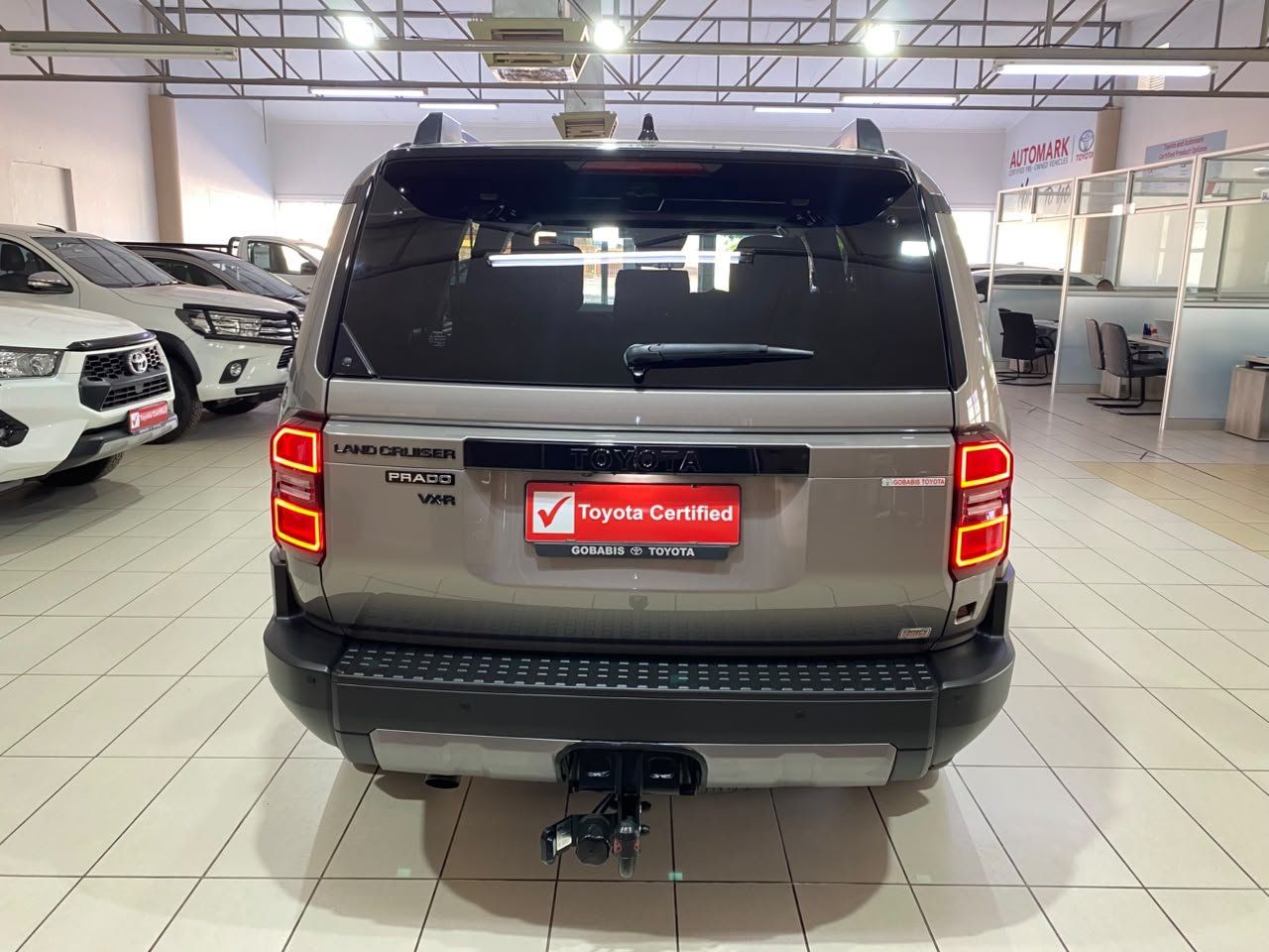 2025 Toyota Land Cruiser Prado photo