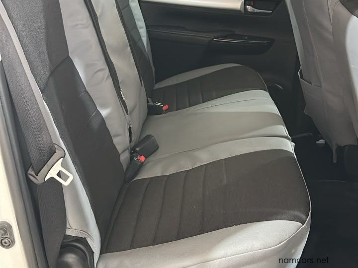 2024 Toyota Hilux 2.8 Gd-6 Rb Raider 4x4 A/t D/c photo