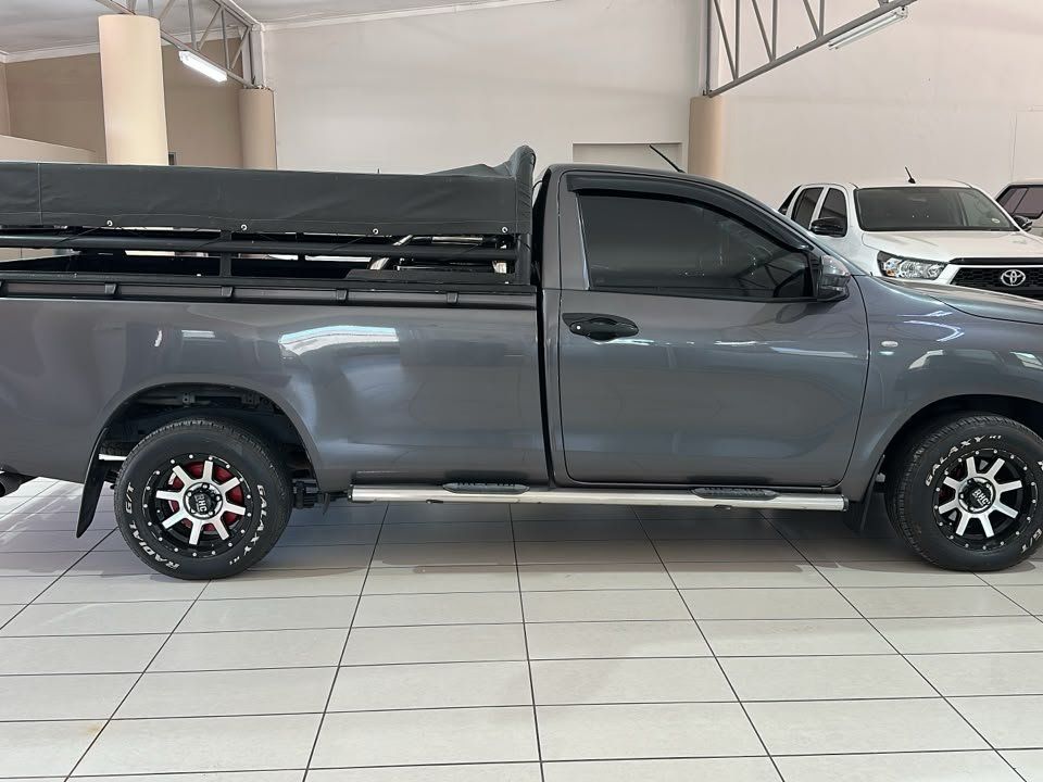 2017 Toyota Hilux Vvti 2.0 S/C photo
