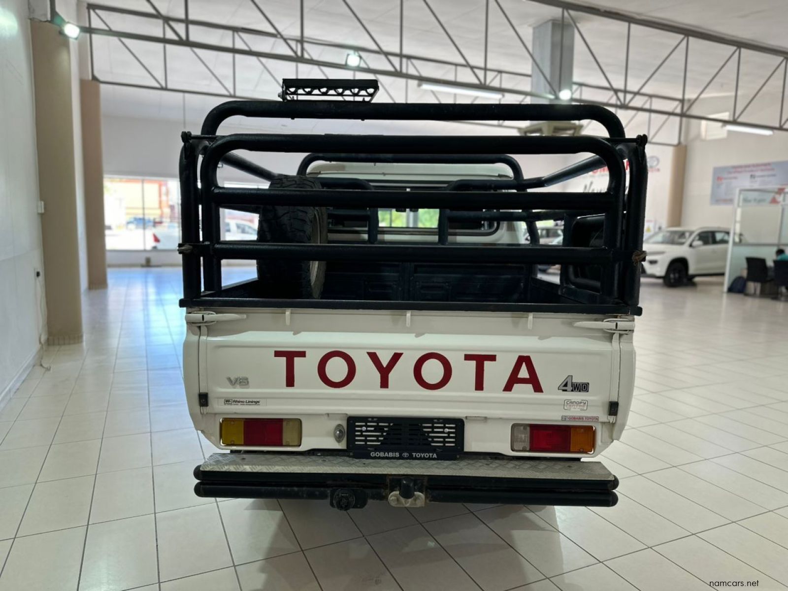 2022 Toyota Land Cruiser 4.0 V6 D/C photo