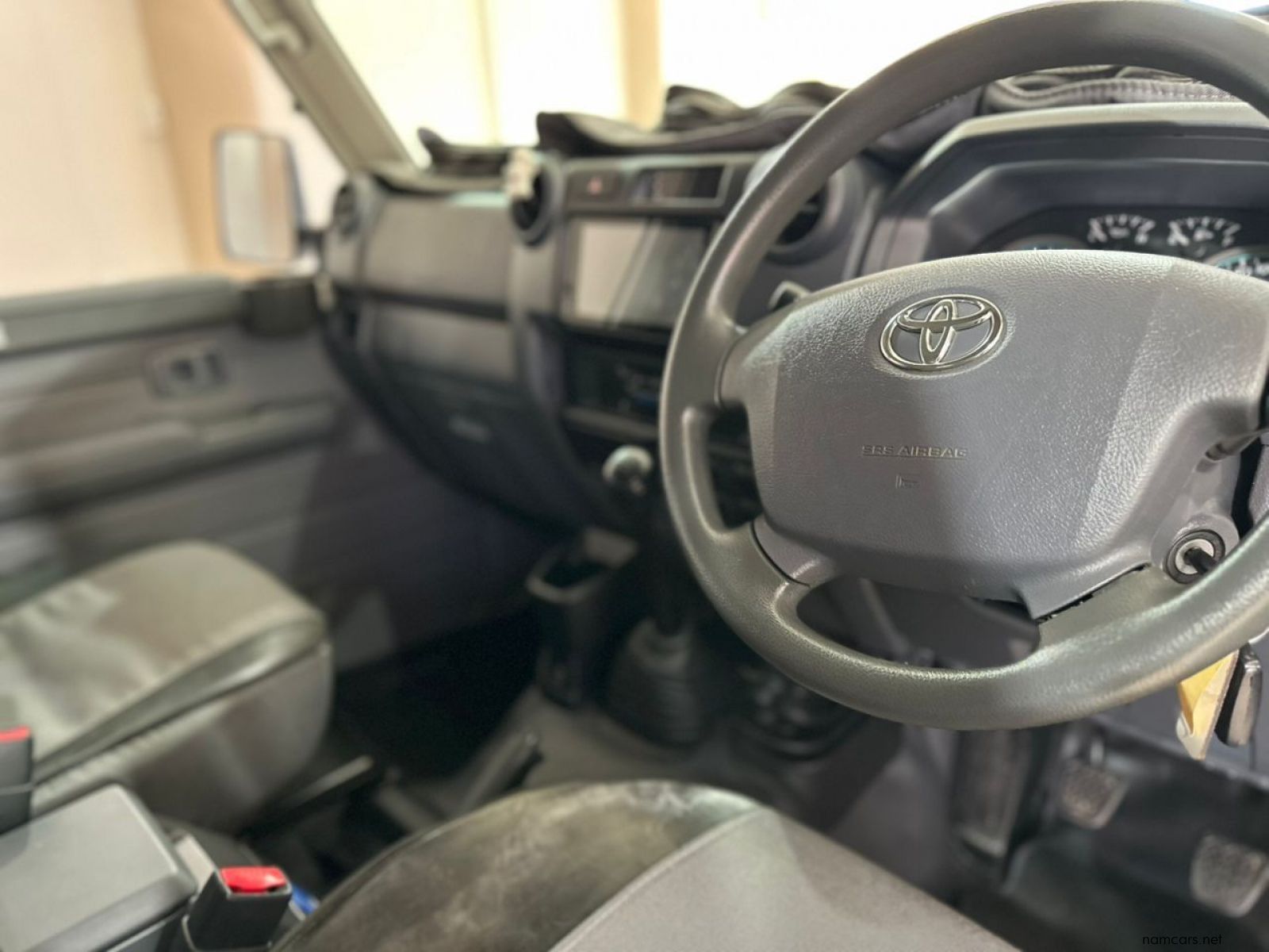 2022 Toyota Land Cruiser 4.0 V6 D/C photo