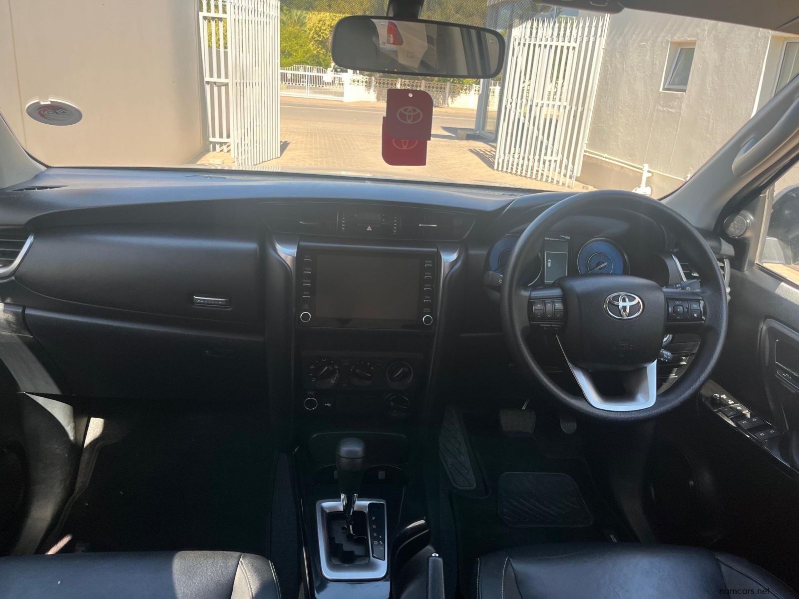 2024 Toyota FORTUNER 2.4 4X4 AT photo