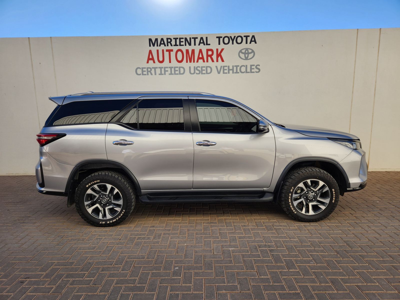 2023 Toyota Fortuner 2.8GD6 4x2 AT photo