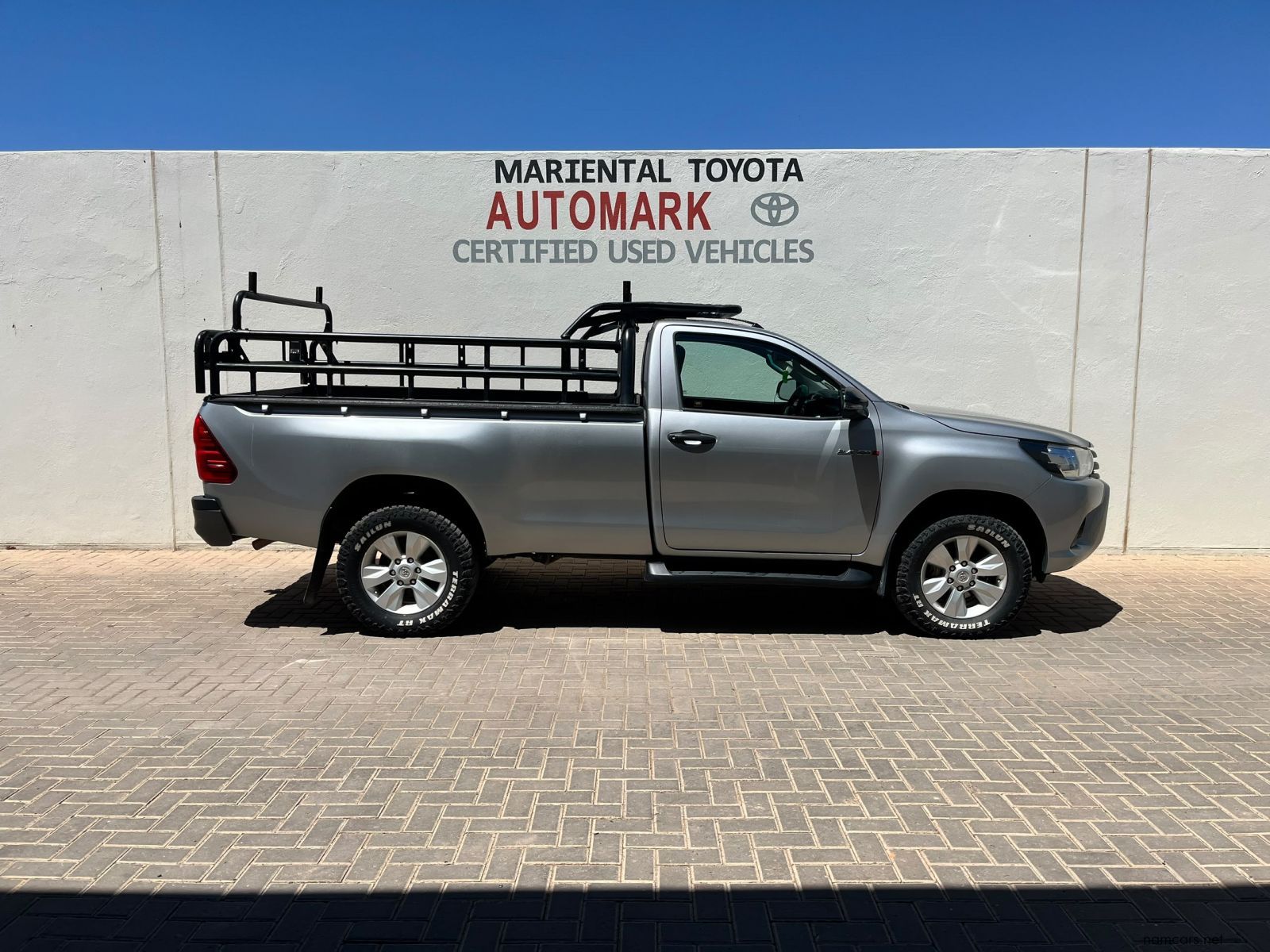 2018 Toyota Hilux SC 2.4GD6 4x4 SRX MT photo
