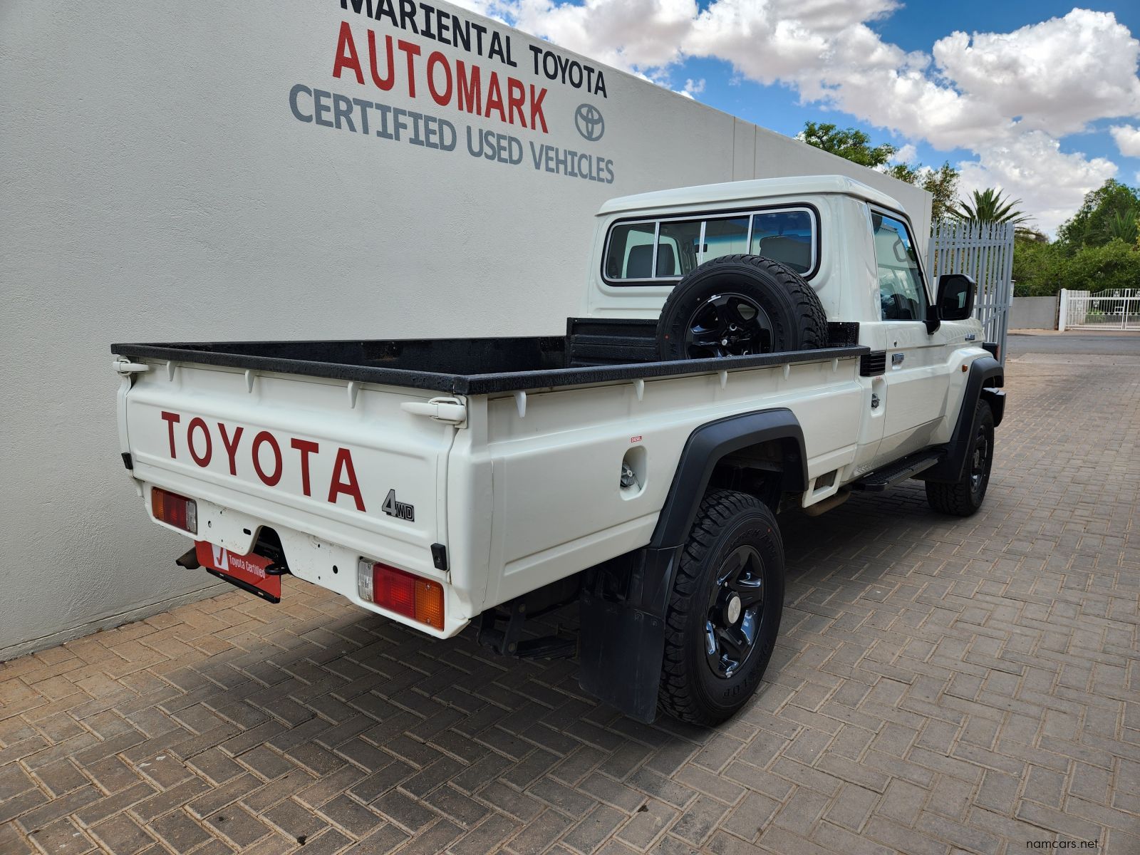 2025 Toyota Land Cruiser Single Cab 2.8 AT photo