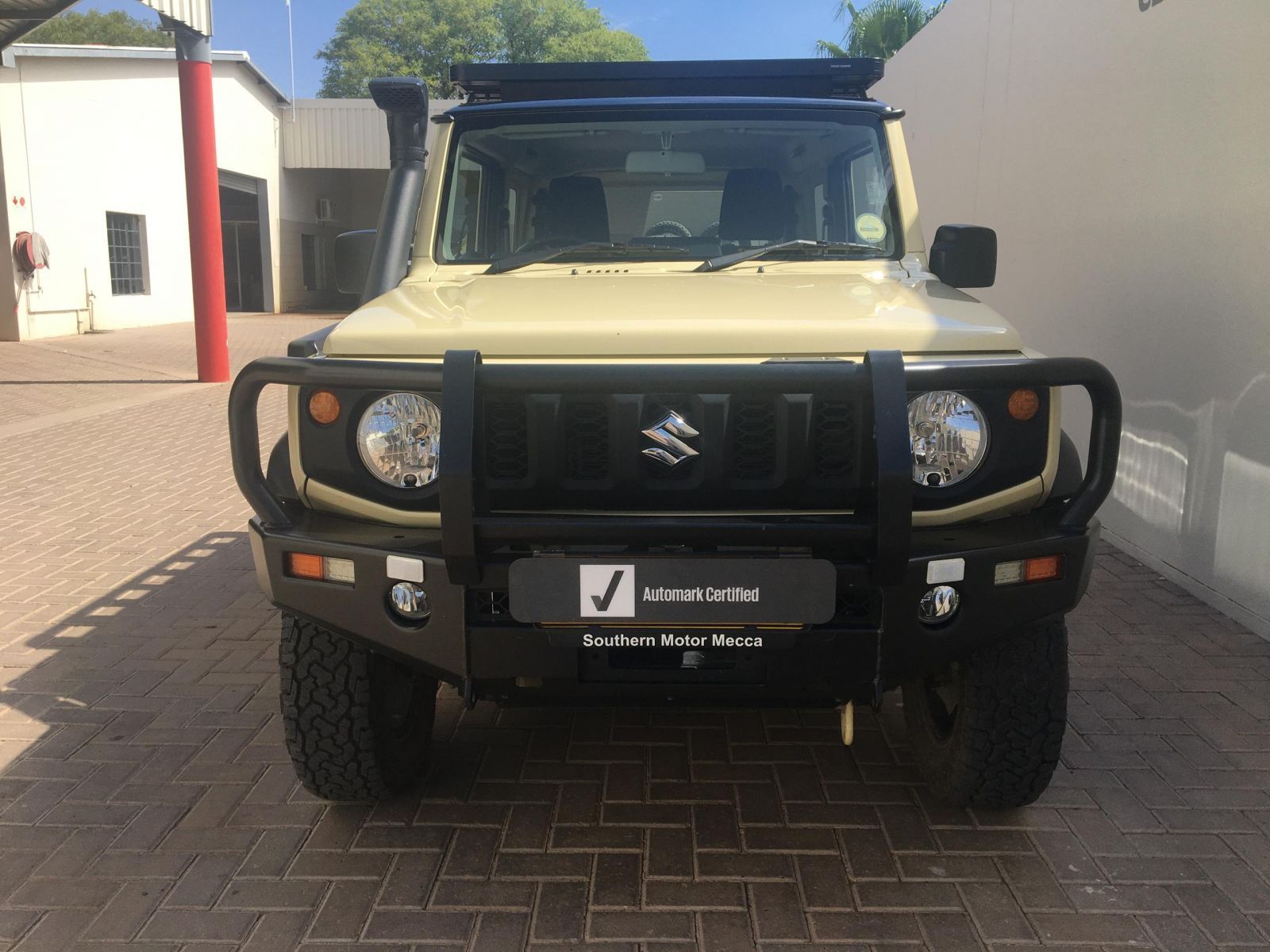 2022 Suzuki Jimny 1.5 GL 4x4 M/T photo