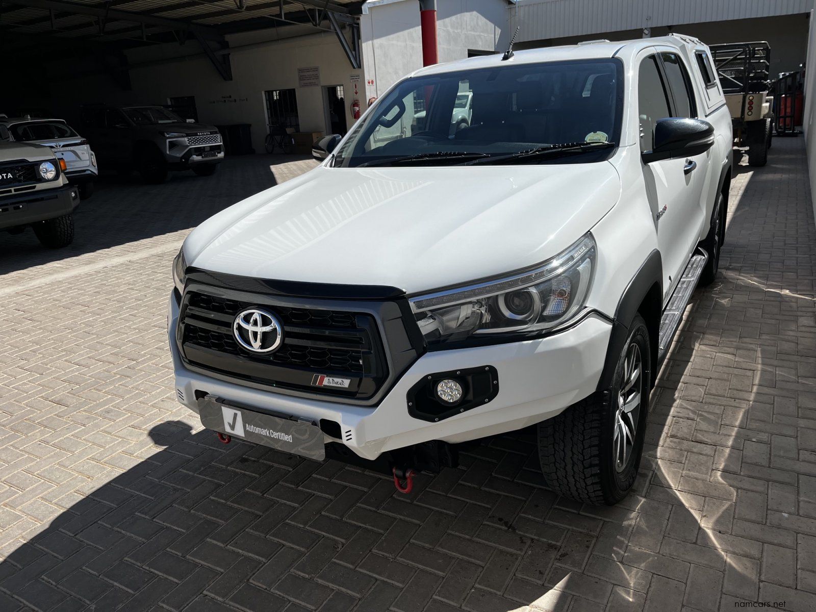 2018 Toyota HILUX DC 2.8 4X4 AT DAKAR photo